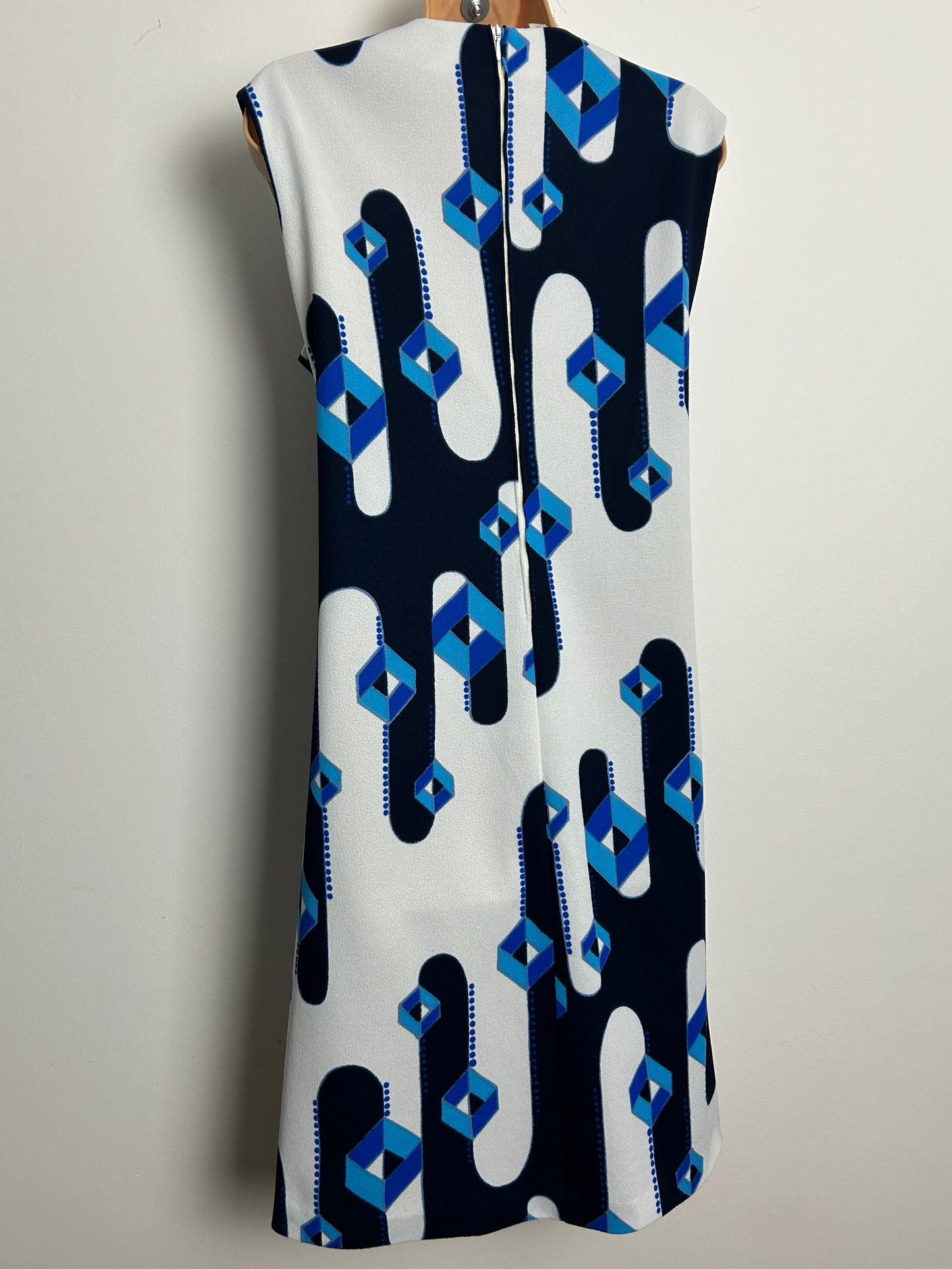 Vintage 1960s Size 16 White & Blue Tones Abstract Print Sleeveless Mod Shift Dress