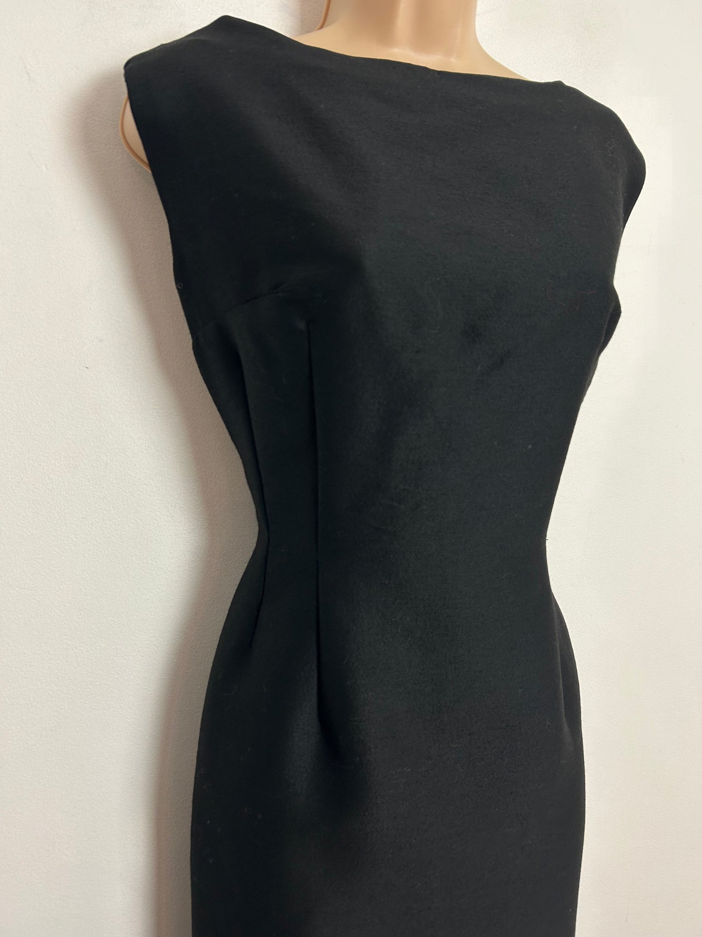 Vintage 1960s UK Size 10 Black Sleeveless Scooped Back Fitted Wiggle Party Dress