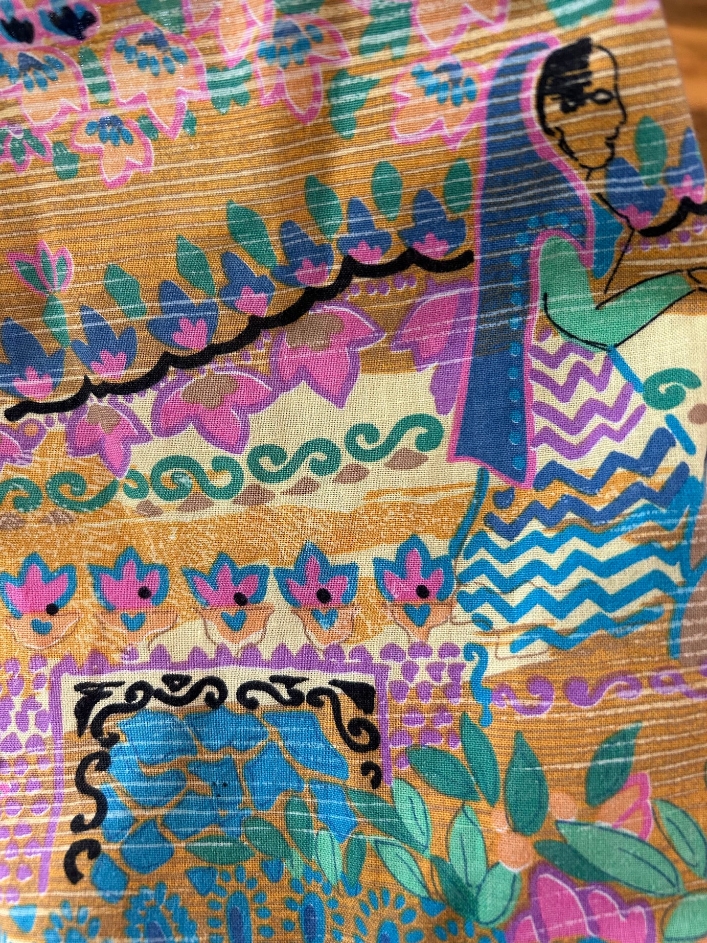 Vintage Late 1970s/Early 80s DURA Size 12 Beige Blue Pink Green & Orange Novelty Print Secret Garden Print Cotton Dress