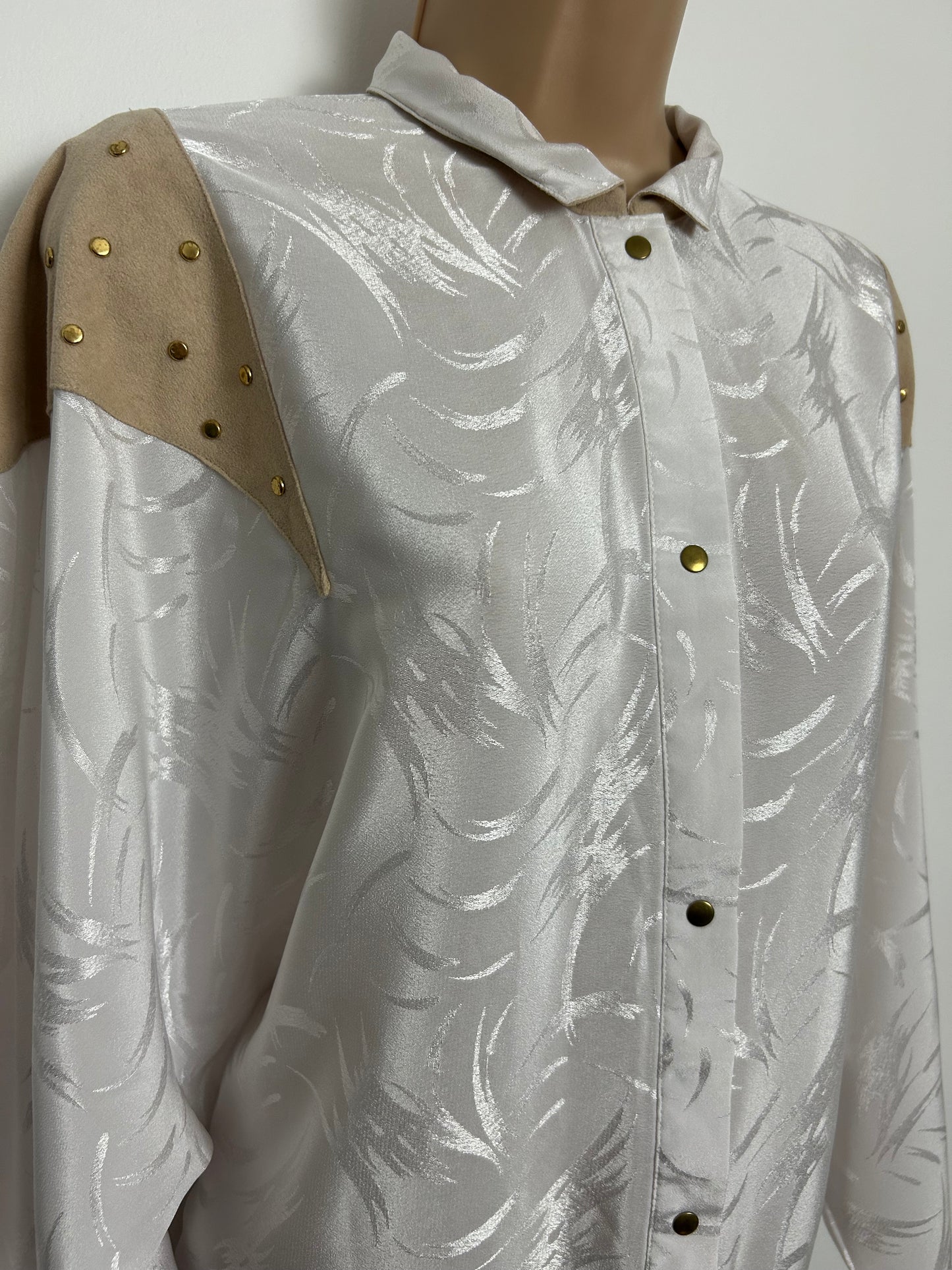 Vintage 1980s FAZH LONDON Size 10 White & Beige Stud Detail 3/4 Bat Wing Oversize Blouse/Shirt
