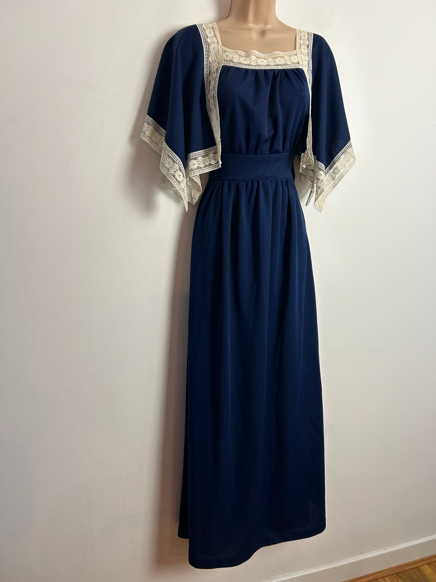 Vintage 1970s C&A UK Size 8 Navy Blue White Lace Trim Hanky Sleeve Boho Maxi Dress