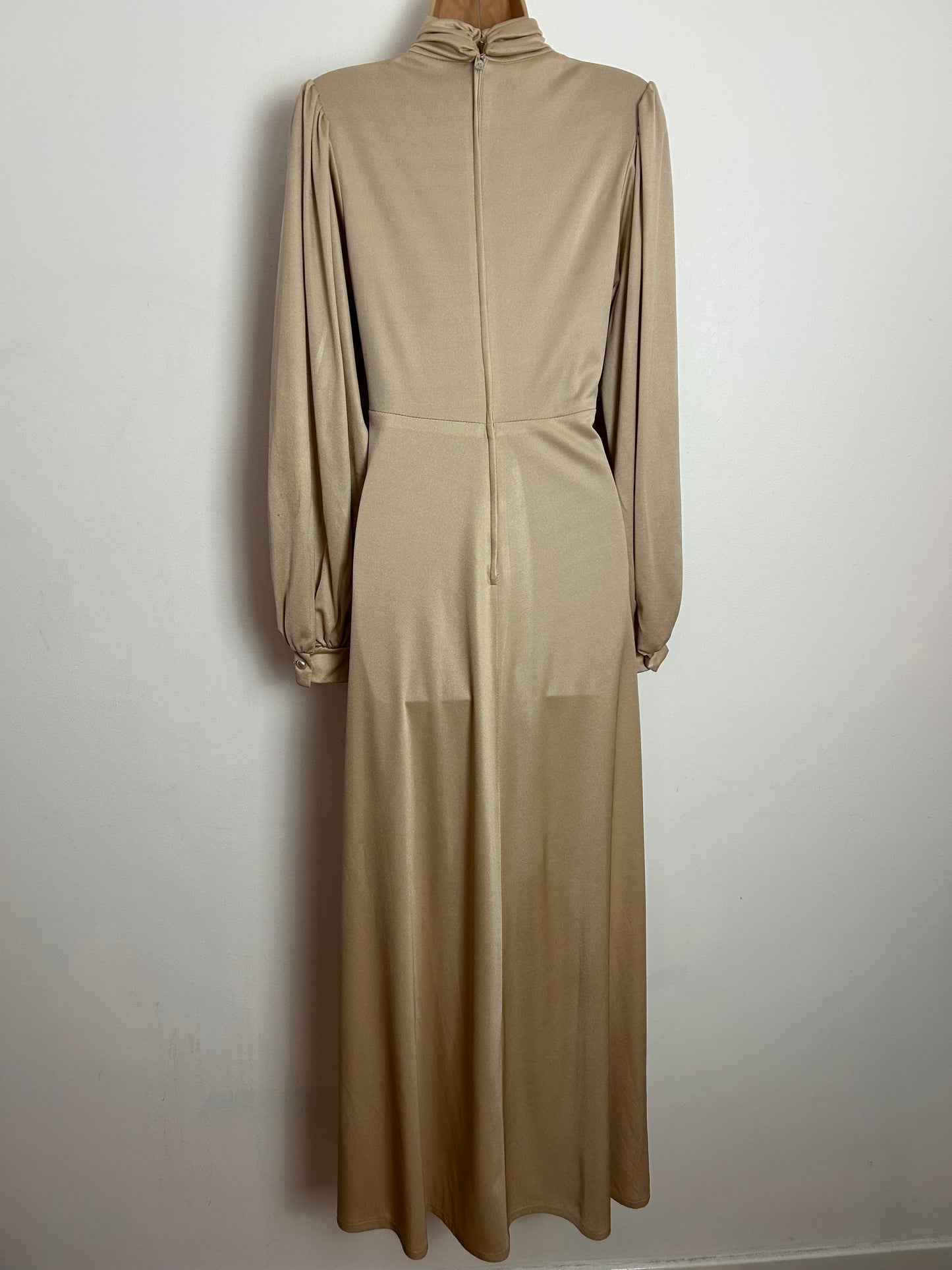 Vintage 1970s TINA WARREN UK Size 10 Cream High Neck Long Balloon Sleeve Maxi Dress