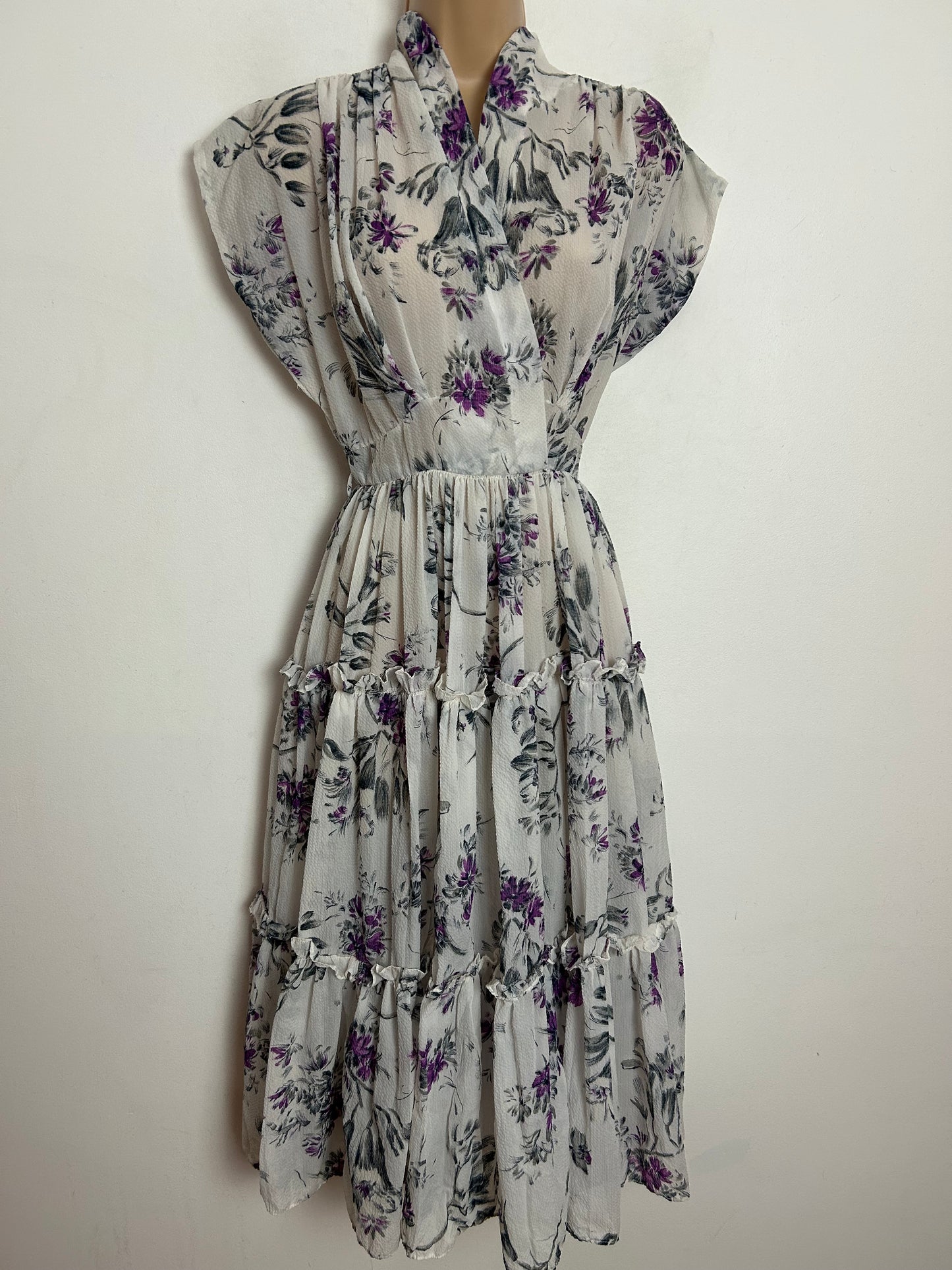 Vintage Late 1940s UK Size 6-8 White Grey & Purple Floral Print Nylon Cap Sleeve Dress