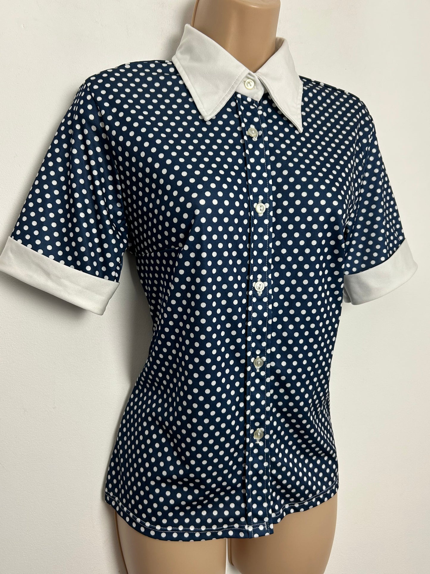 Vintage 1980s FASHION STYLE Size 10 Navy Blue & White Polka Dot Print Short Sleeve Shirt