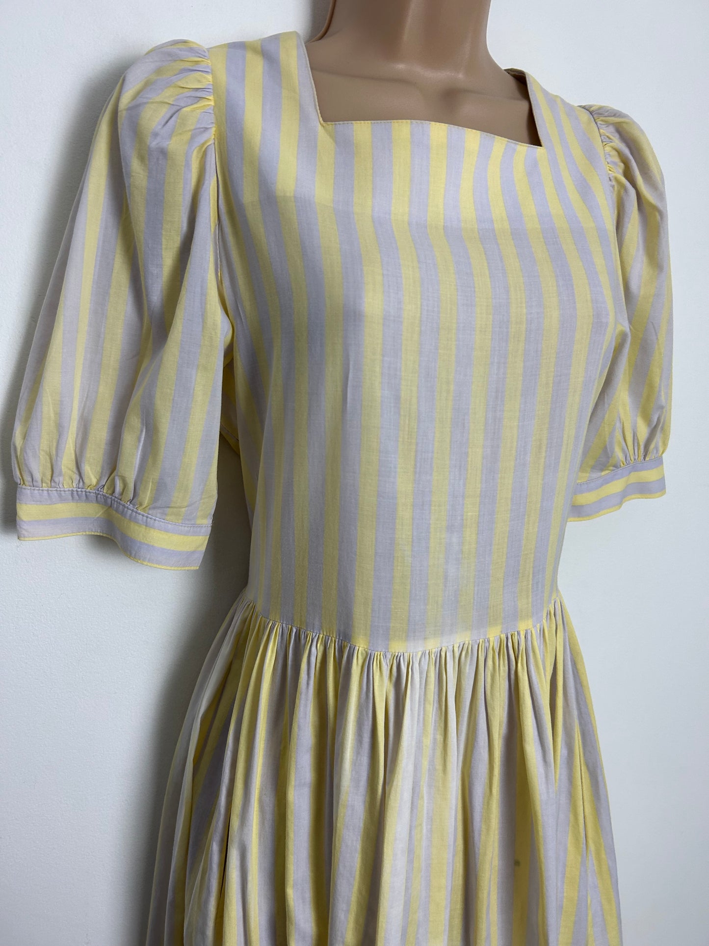 Vintage 1980s LAURA ASHLEY Size 10 (Size 14 On Label) Pale Grey & Lemon Stripe Print Cotton Day Dress