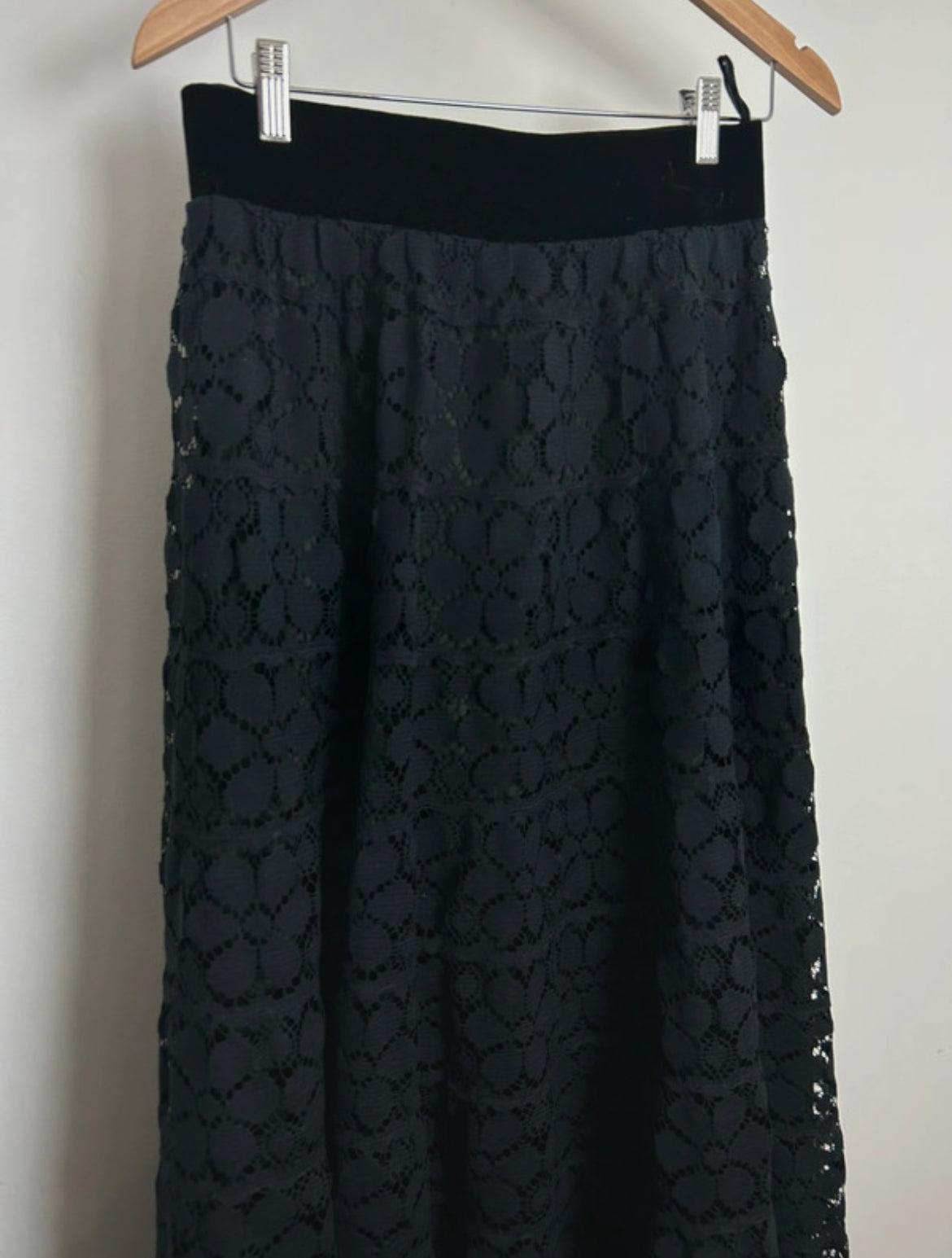 Vintage 1970s Size 8-10 Black Lace & Velvet Waistband Maxi Skirt