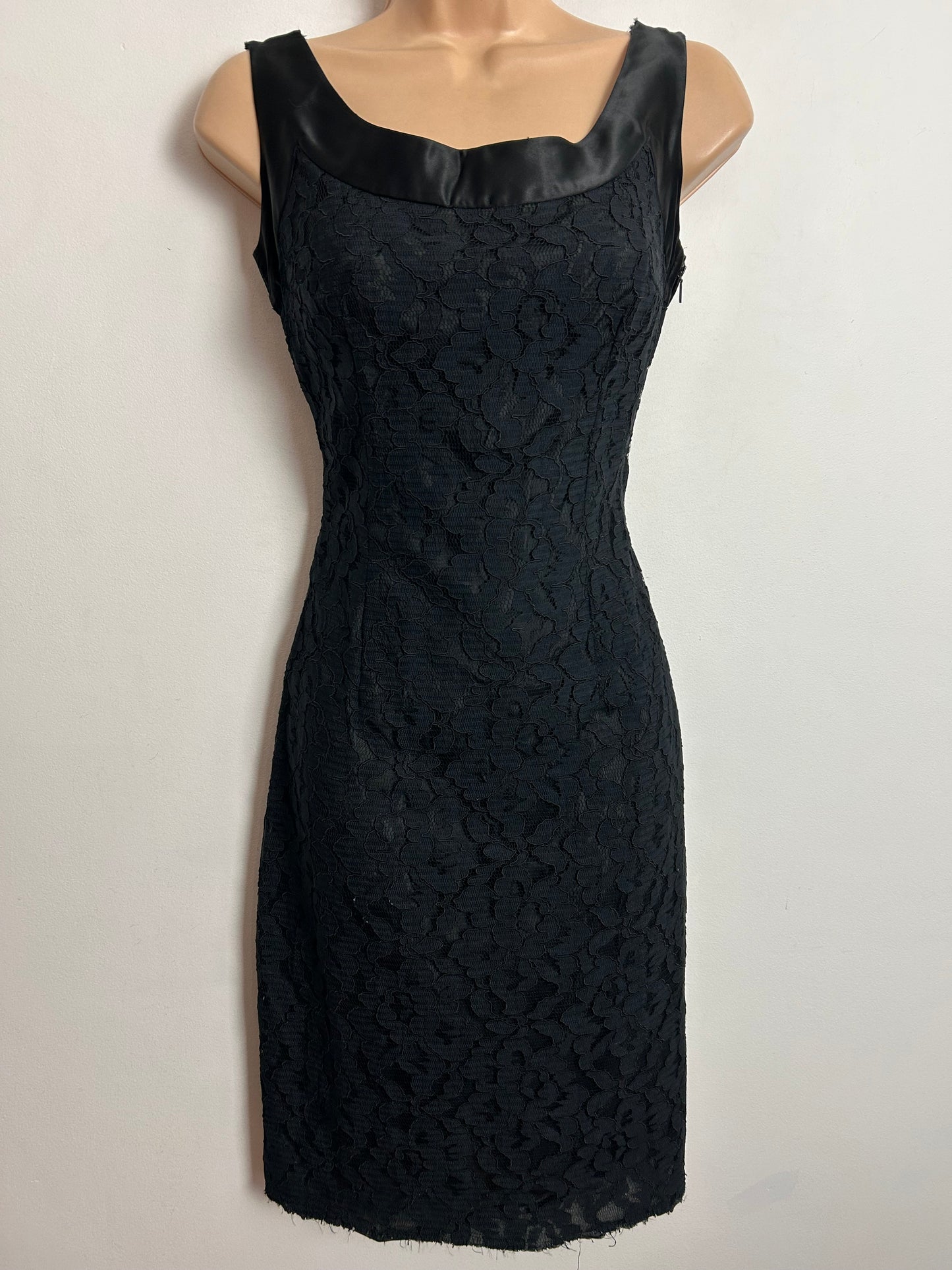 Vintage 1960s UK Size 6-8 Black Lace & Satin Trim Fitted Wiggle Little Black Dress