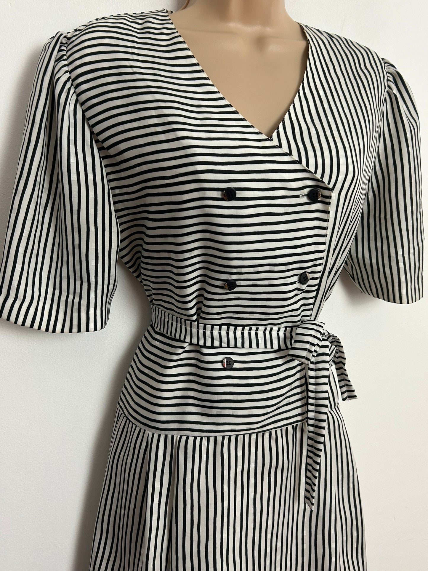 Vintage 1980s Designer GIVENCHY EN PLUS Size 14 Black & White Stripe Belted Pleated Day Dress