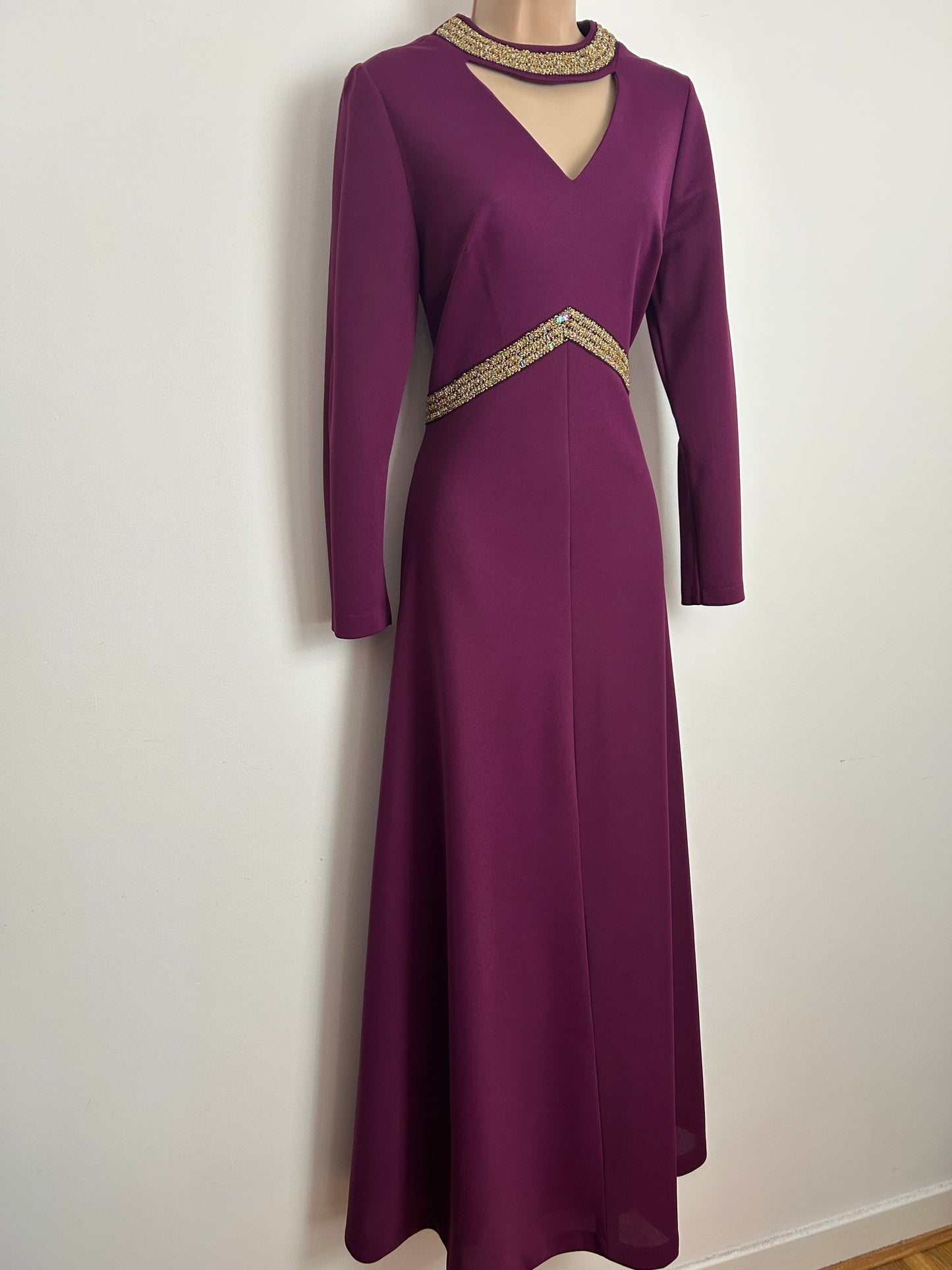 Vintage 1970s LEYGIL Size 8 Plum Purple Key Hole Choker Neck Gold Braid Trim Detail Occasion Maxi Dress