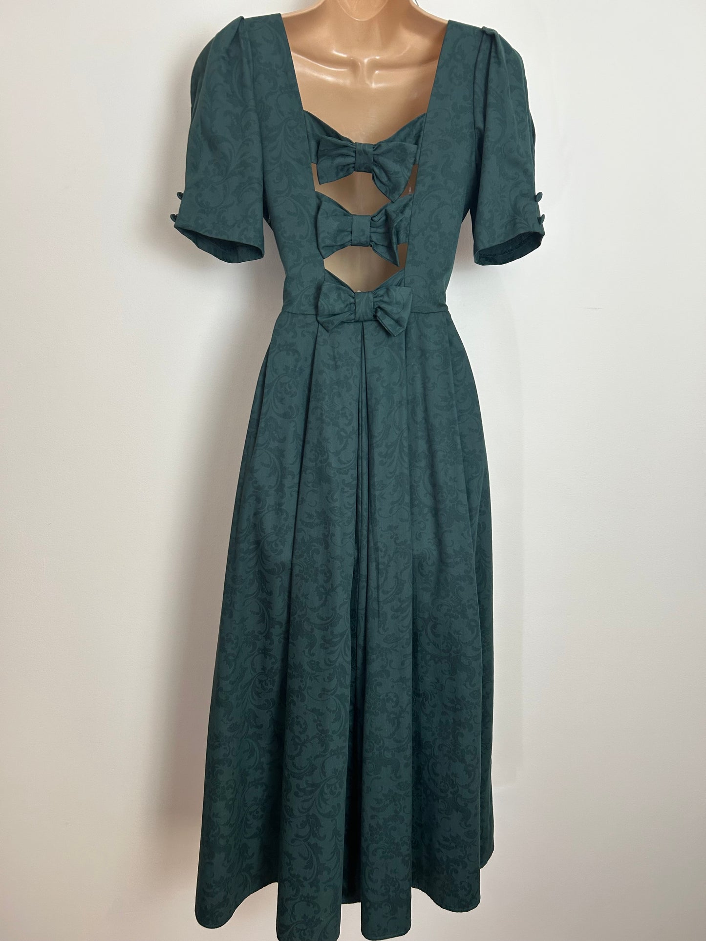 Vintage 1980s LAURA ASHLEY Size 6 (Size 10 On Label) Dark Green Damask Bow Back Dress