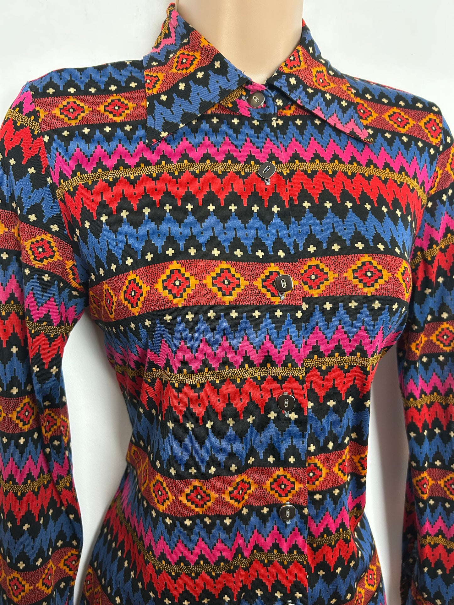 Vintage 1970s Size 8-10 Blue Red & Pink Abstract Print Long Sleeve Shirt