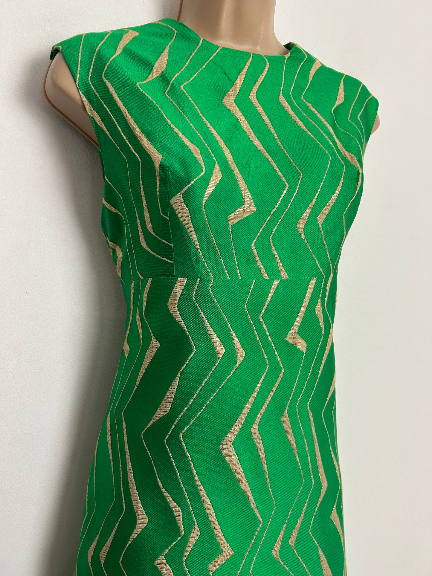 Vintage 1960s UK Size 8-10 Gorgeous Green & Metallic Gold Zig Zag Stripe Occasion Evening Midi Dress