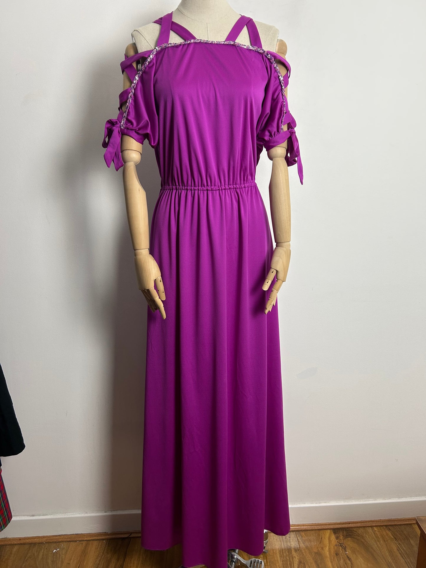 Vintage 1980s UK Size 14 Purpley Magenta Criss Cross Ladder Detail Shirt Sleeve Occasion Evening Maxi Dress