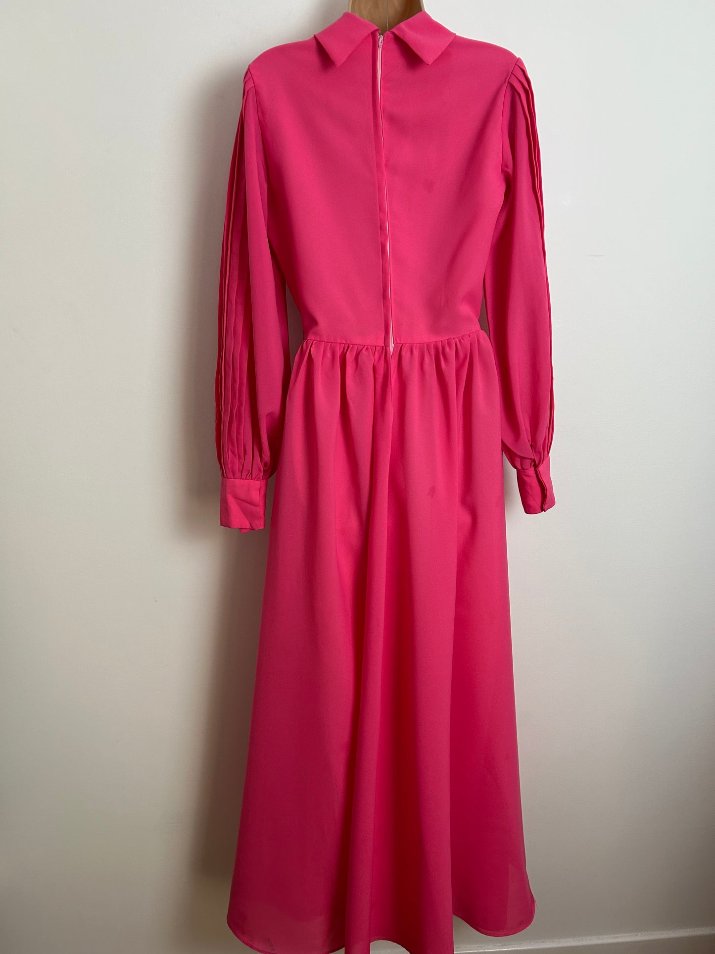 Vintage 1970s FASHION TREND Size 8 Candy Pink Long Pleated Sleeve Pussy Bow Maxi Dress