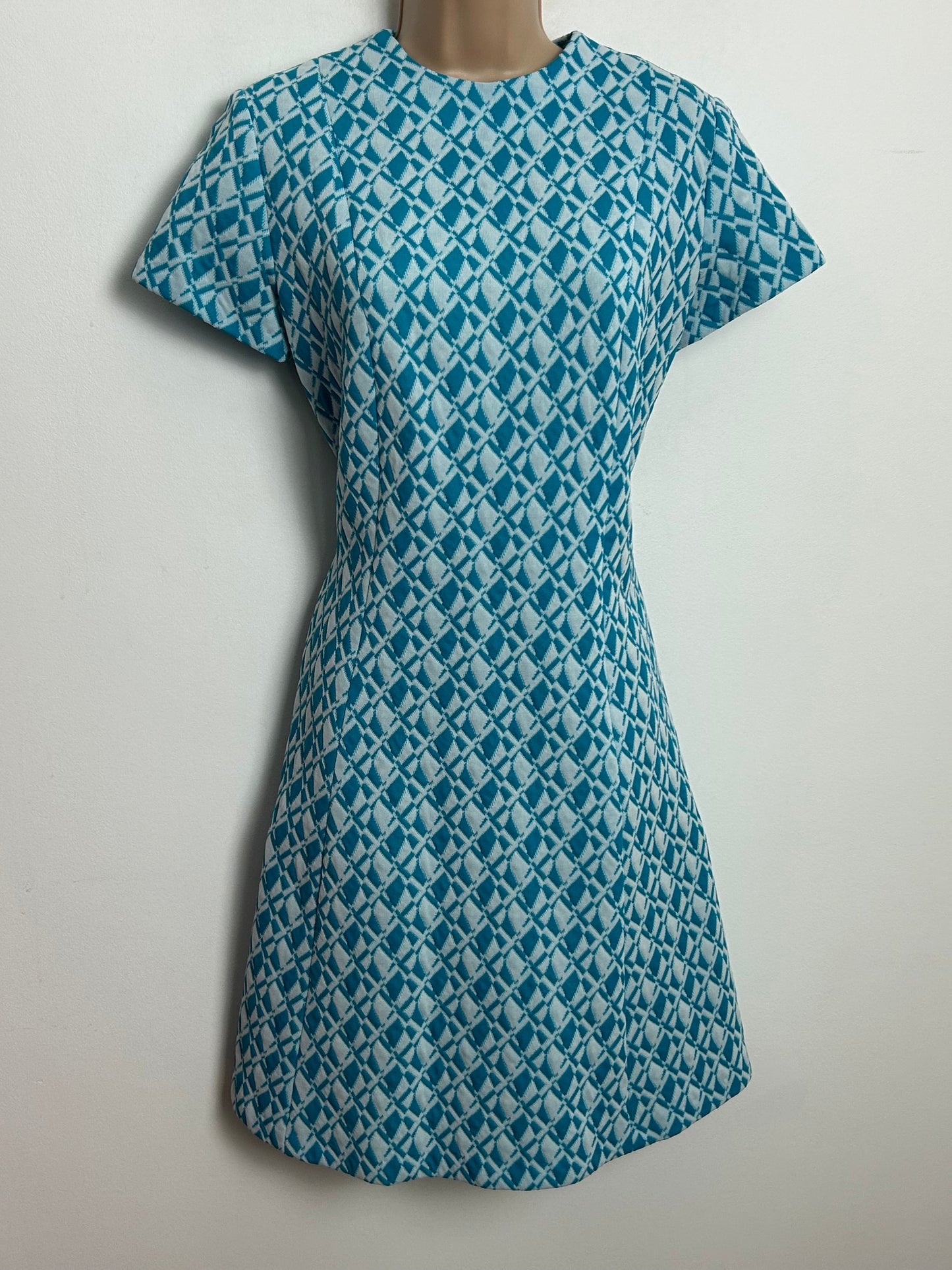 Vintage 1960s Size 10-12 Blue & Turquoise Blue & White Diamond Pattern Crimplene Mod Dress Suit