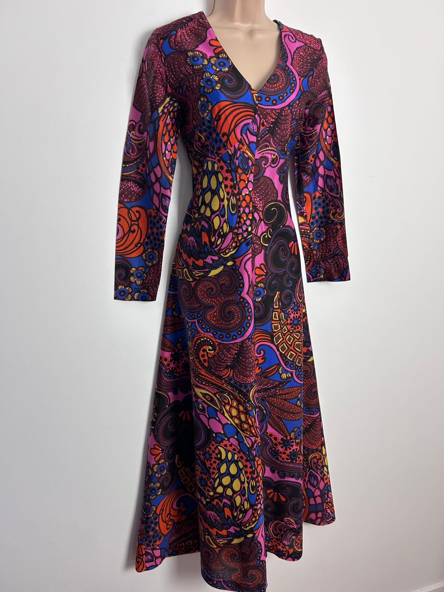 Vintage 1970s CONTESA UK Size 10 Black Brown Pink Orange & Blue Abstract Floral Print Long Sleeve Maxi Dress