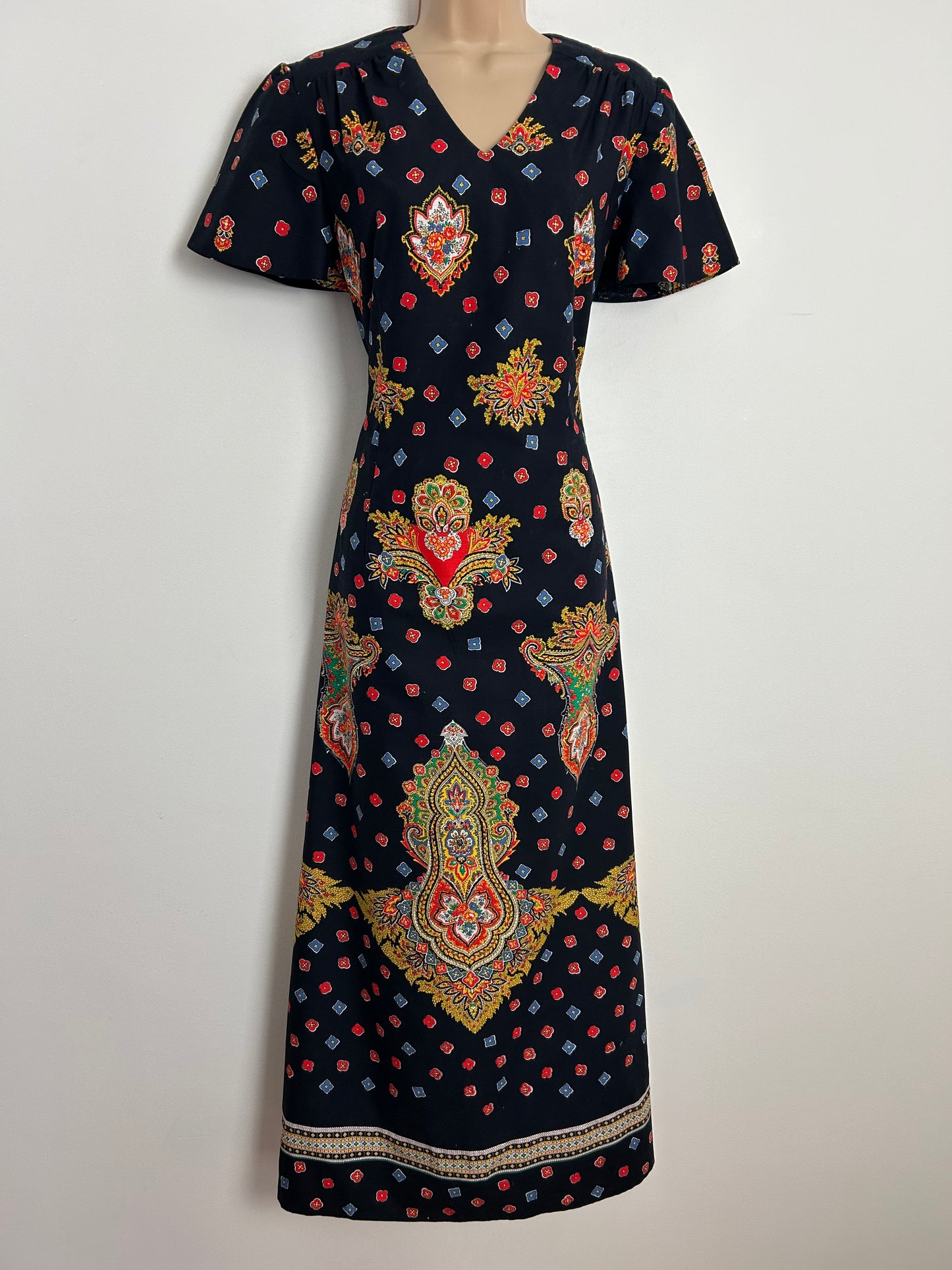 Vintage 1970s UK Size 12 Black Red Blue & Orange Floral Print Cotton Short Sleeve Maxi Dress