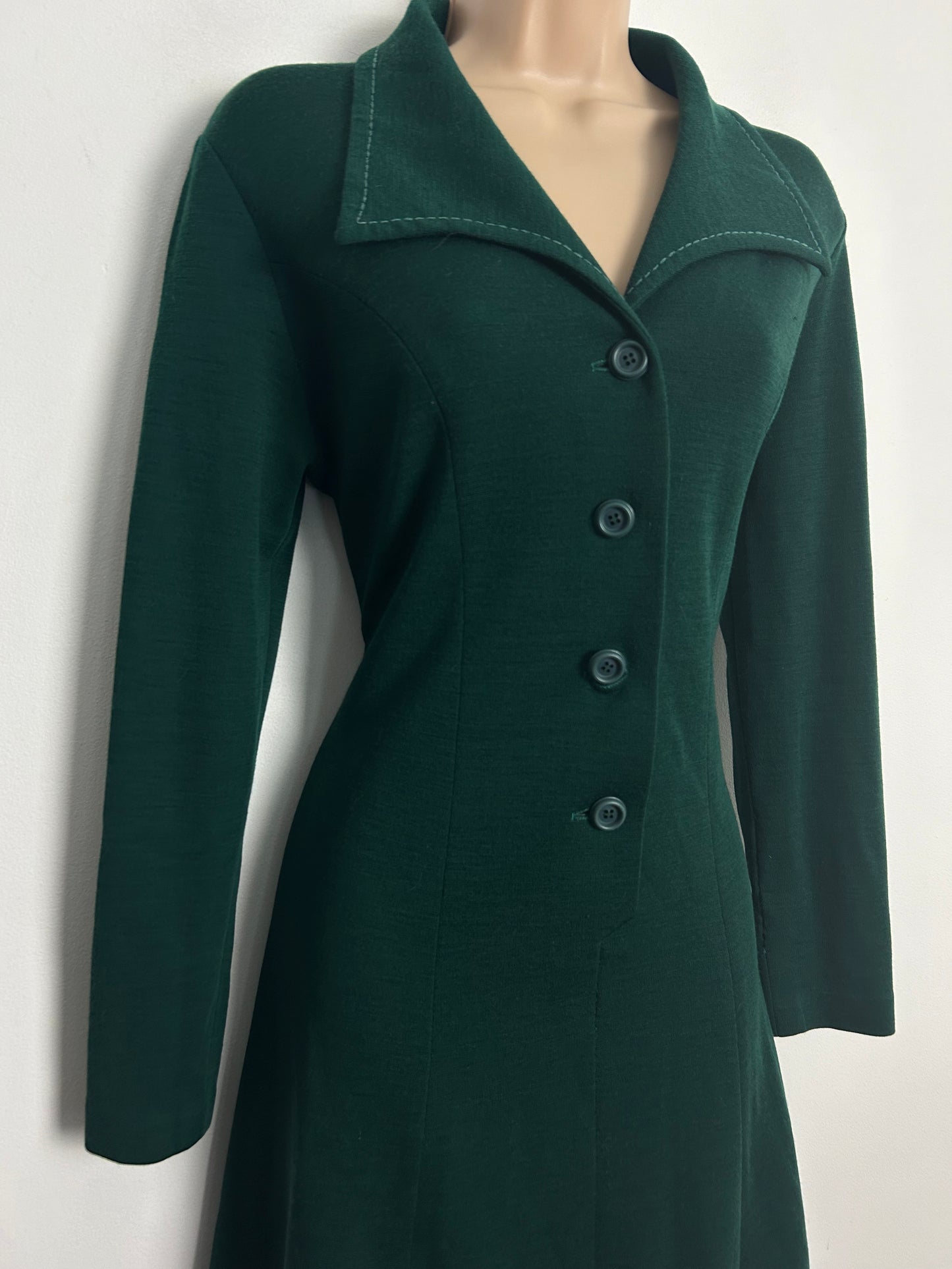 Vintage 1970s SPES PARIS UK Size 12 Forest Green Long Sleeve Jersey Mod Day Dress