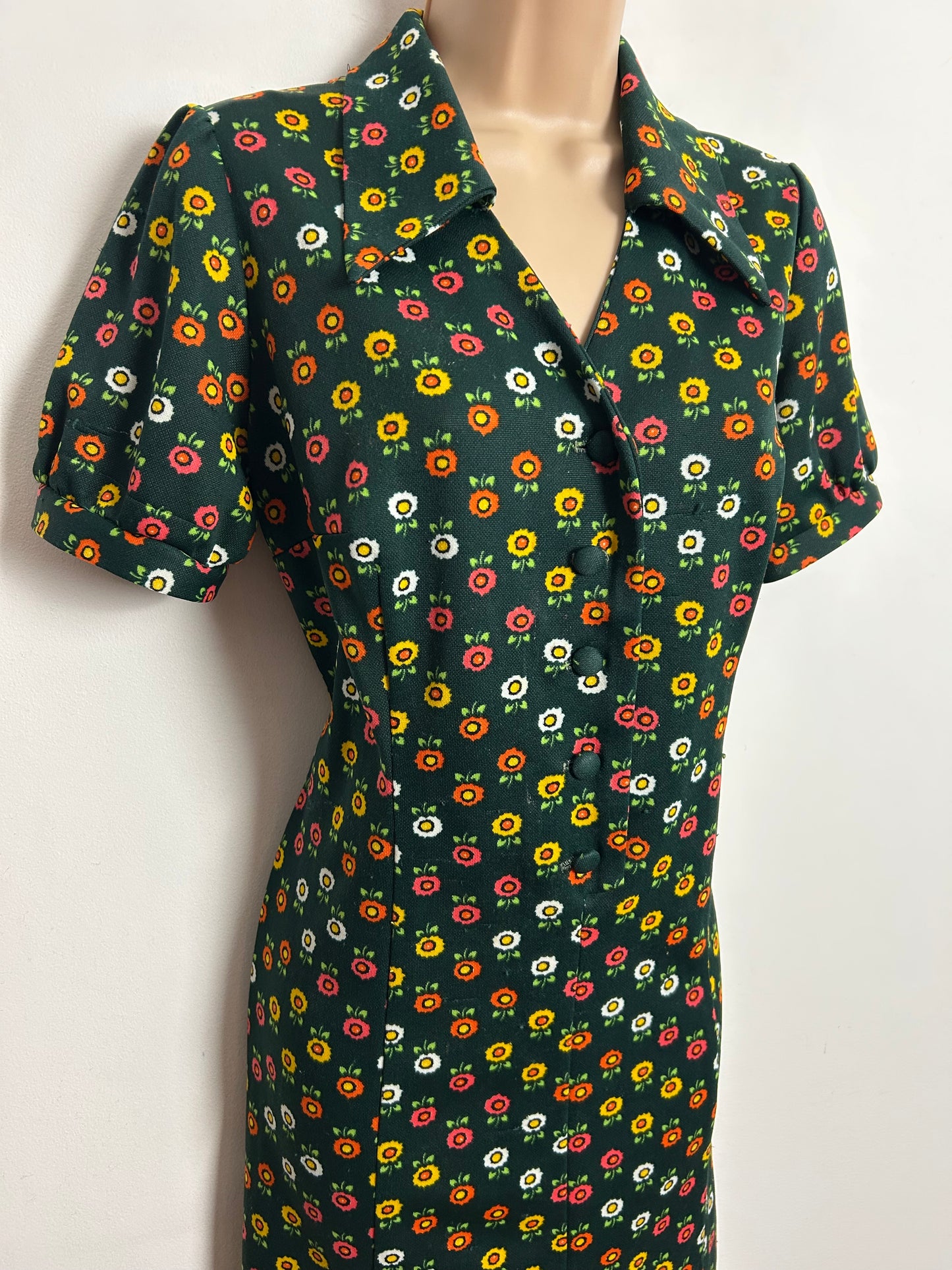 Vintage 1970s UK Size 12-14 Dark Green Orange Yellow & White Floral Print Short Sleeve Mod Dress
