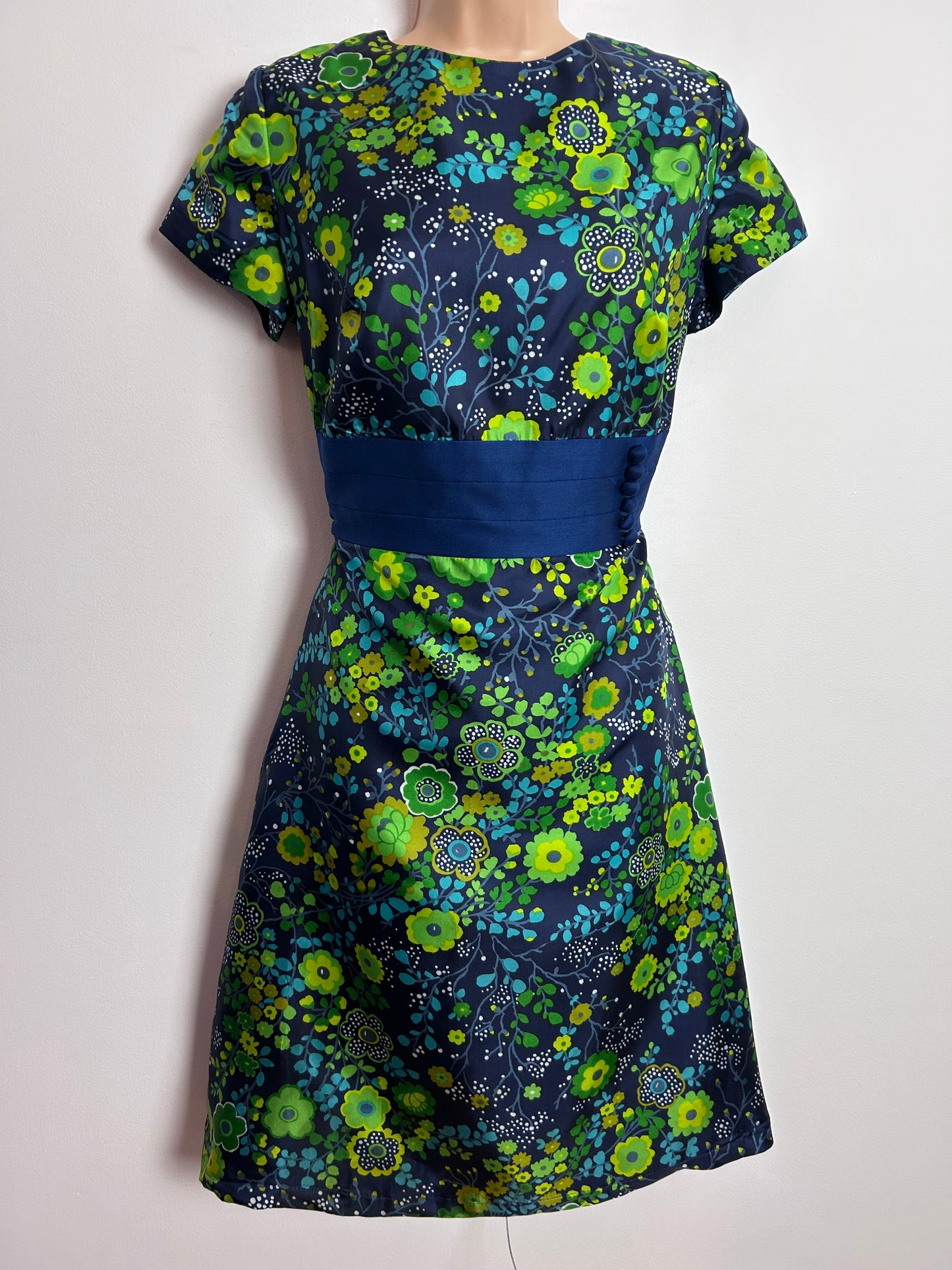 Vintage 1960s BERKERTEX UK Size 10 Navy Blue & Green Tones Floral Print Short Sleeve Mod Dress