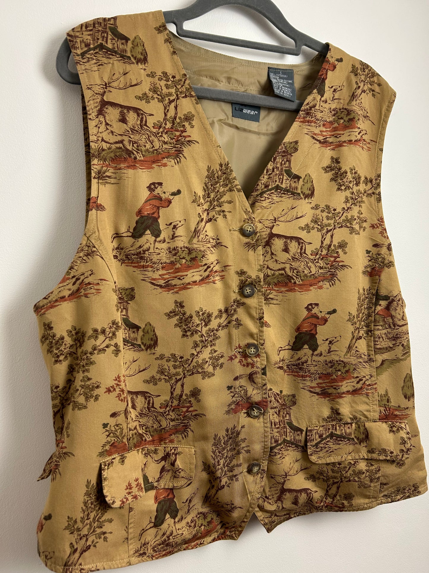 Vintage 1980s LIZ WEAR BY LIZ CLAIBORNE UK Size 12-14 Sandy Beige Deer Forest Scene Novelty Print Waistcoat