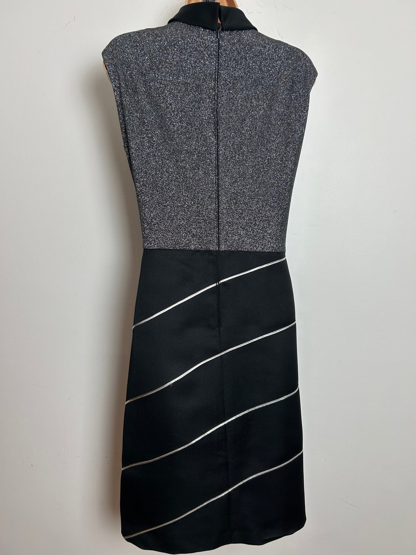 Vintage 1960s HEROS Size 14 Black & Silver Lurex Xmas Party Evening Mod Dress