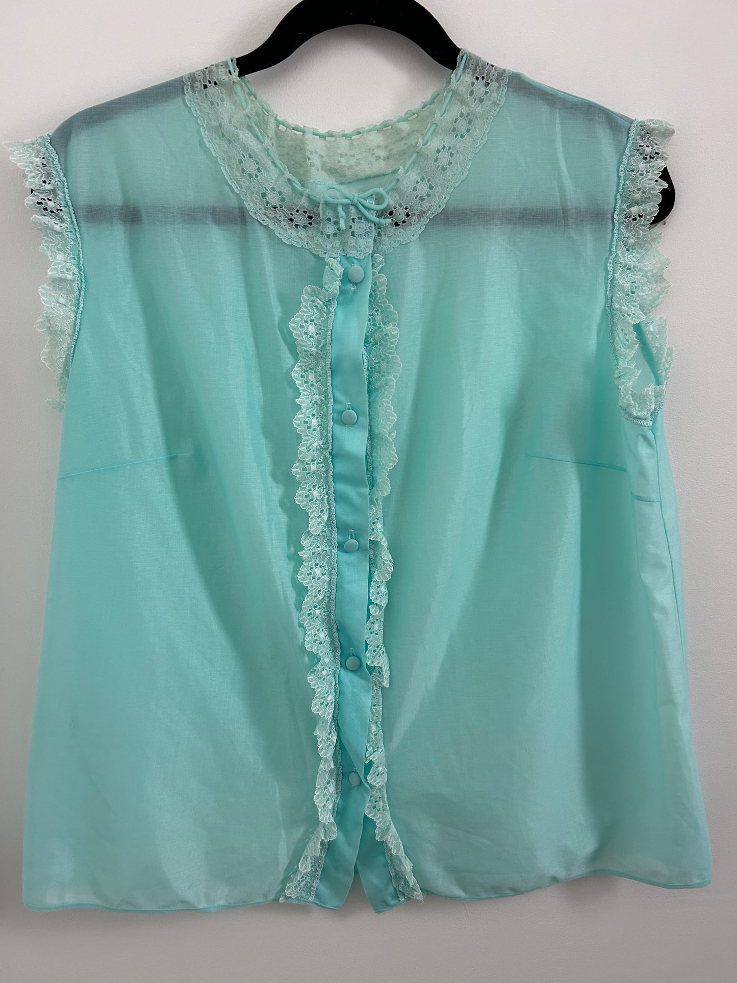 Vintage 1960s Size 16 Ice Blue Sleeveless Lace Trim Nylon Button Through Blouse Top