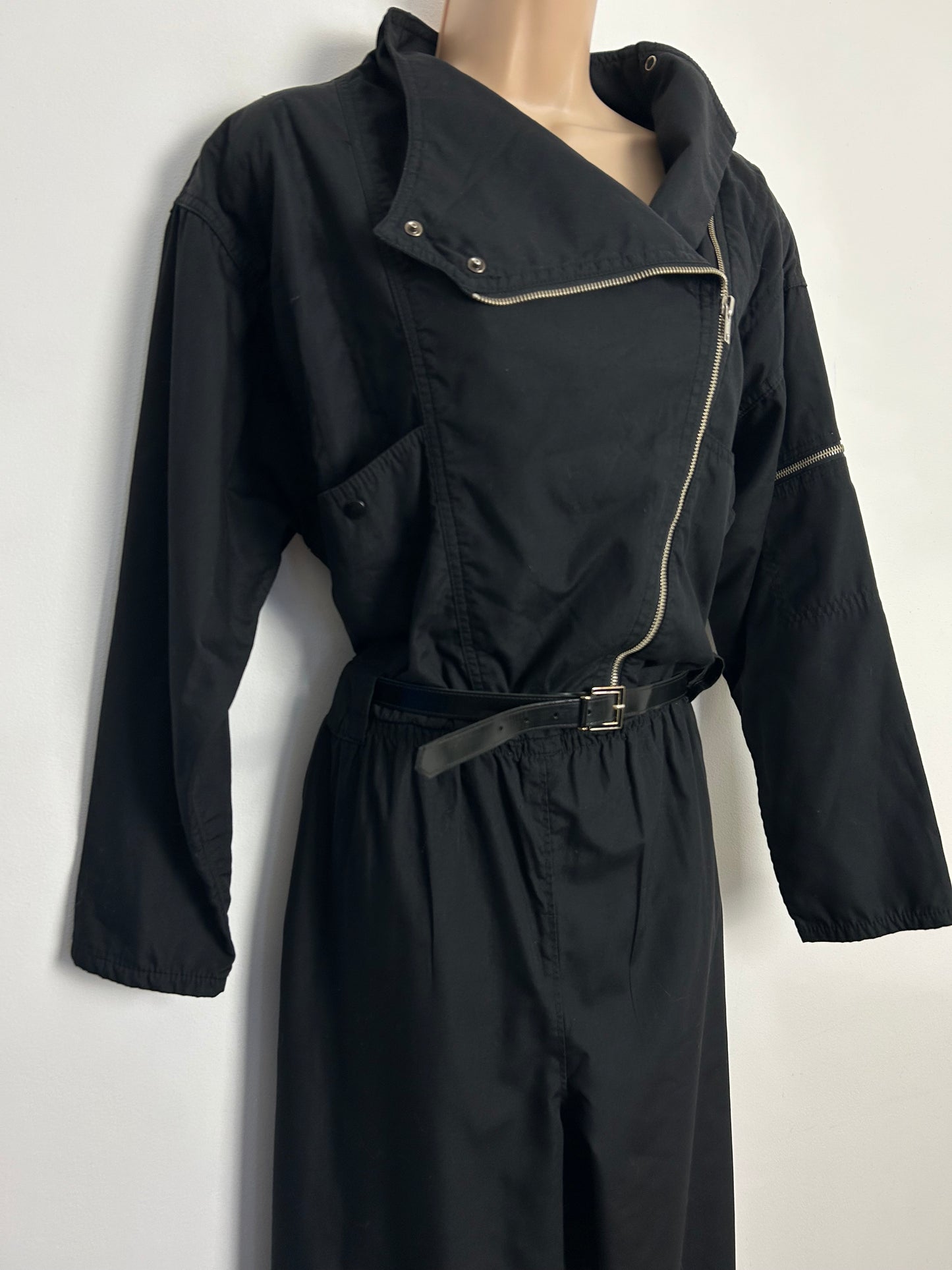 Vintage 1980s TIME COLLECTION UK Size 12 Black Zip Fronted Pocket Detail Belted Taper Leg Jumpsuit