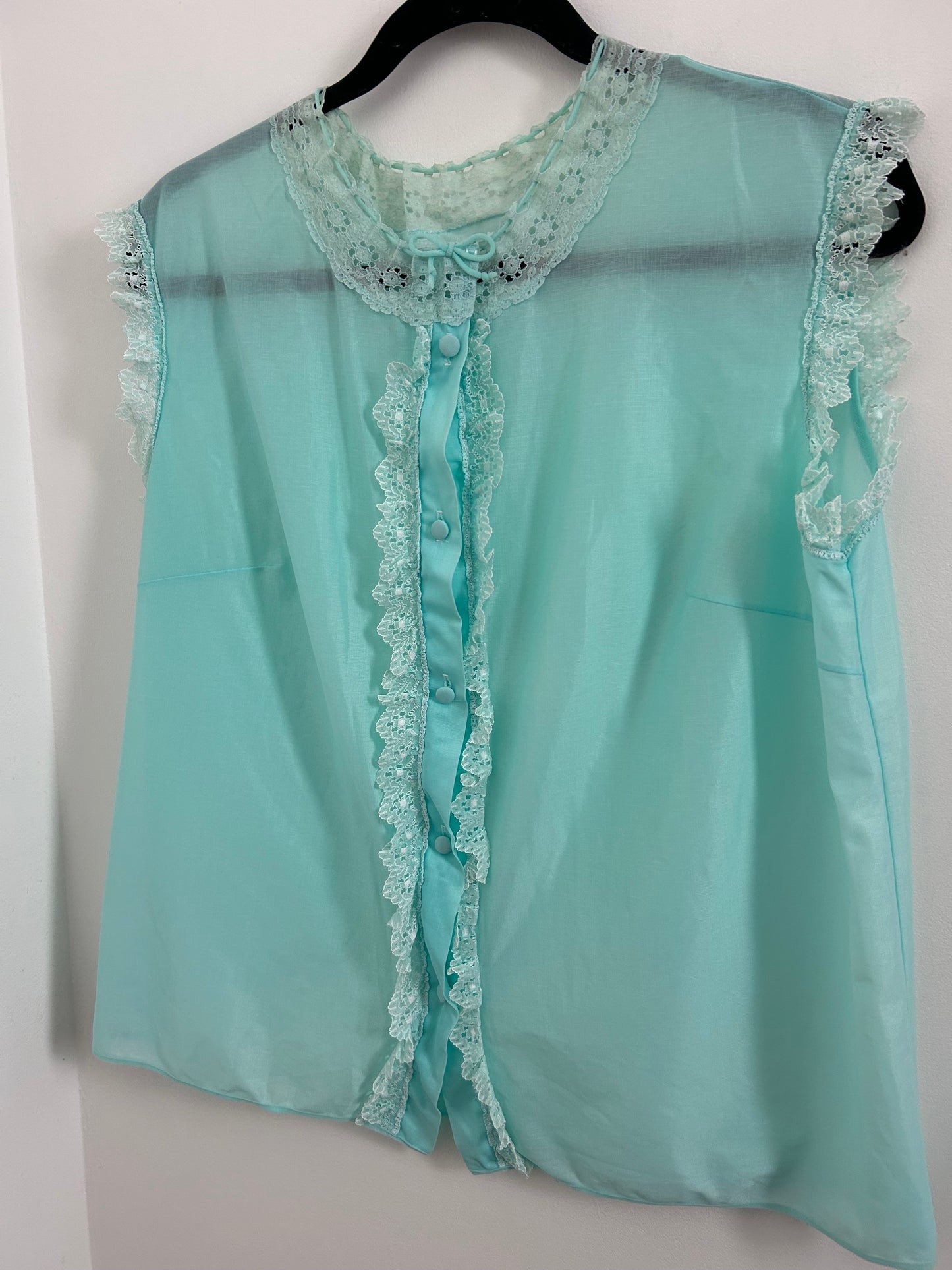 Vintage 1960s Size 16 Ice Blue Sleeveless Lace Trim Nylon Button Through Blouse Top