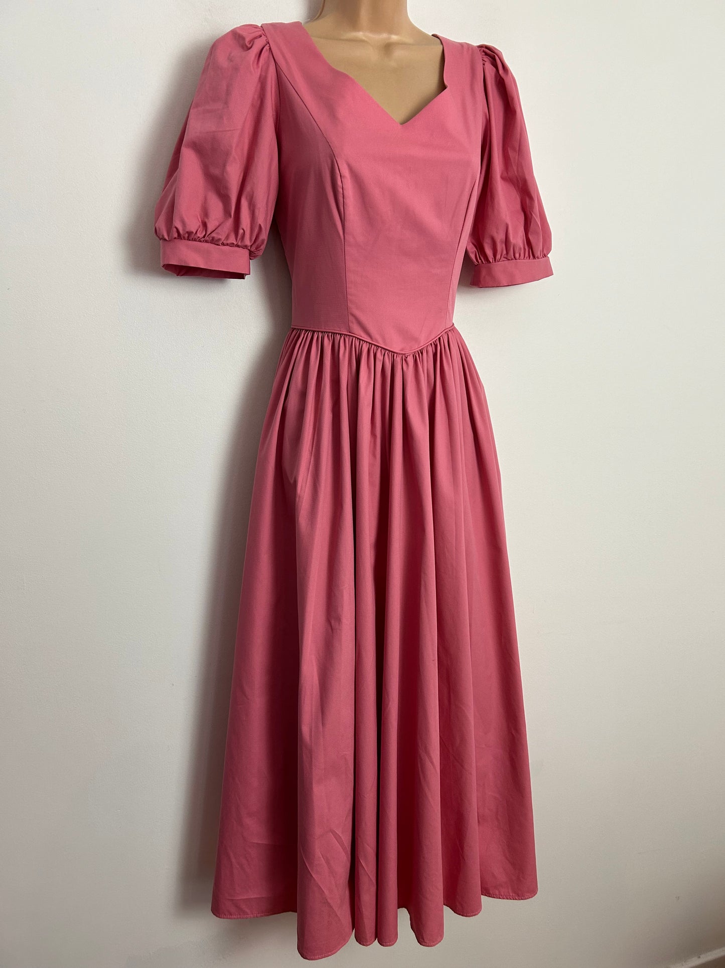 Vintage 1980s LAURA ASHLEY UK Size 10 Pink Cotton Bow Back Midi Ballgown Dress