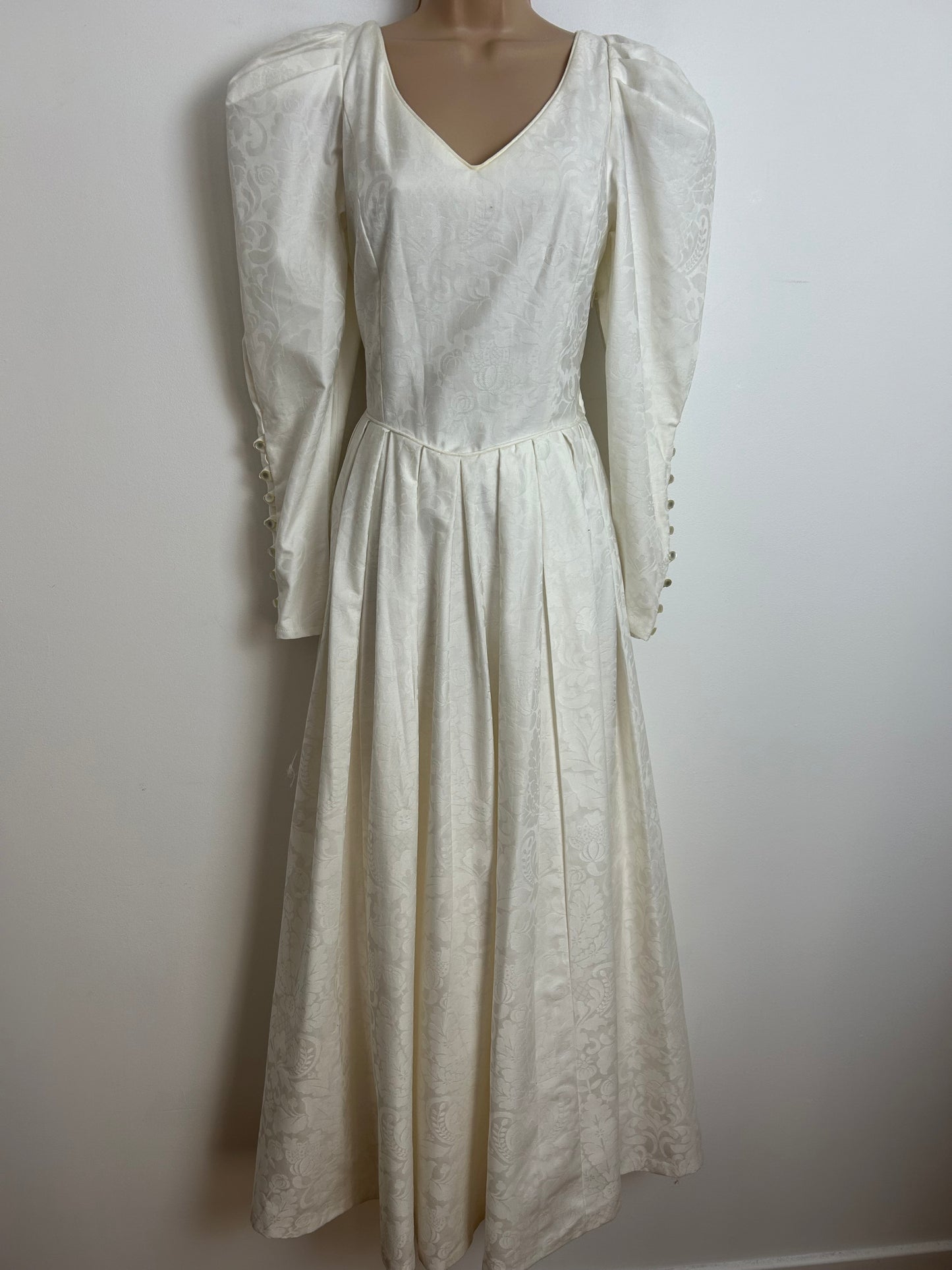 Vintage 1980s LAURA ASHLEY Size 8 (Size 12 On Label) Cream Damask Leg Of Mutton Sleeve Wedding Dress
