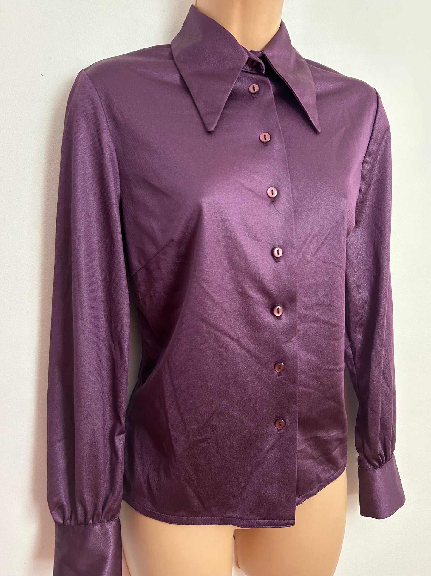 Vintage 1970s WELKUT UK Size 10 Plum Purple Dagger Collar Long Sleeve Shirt