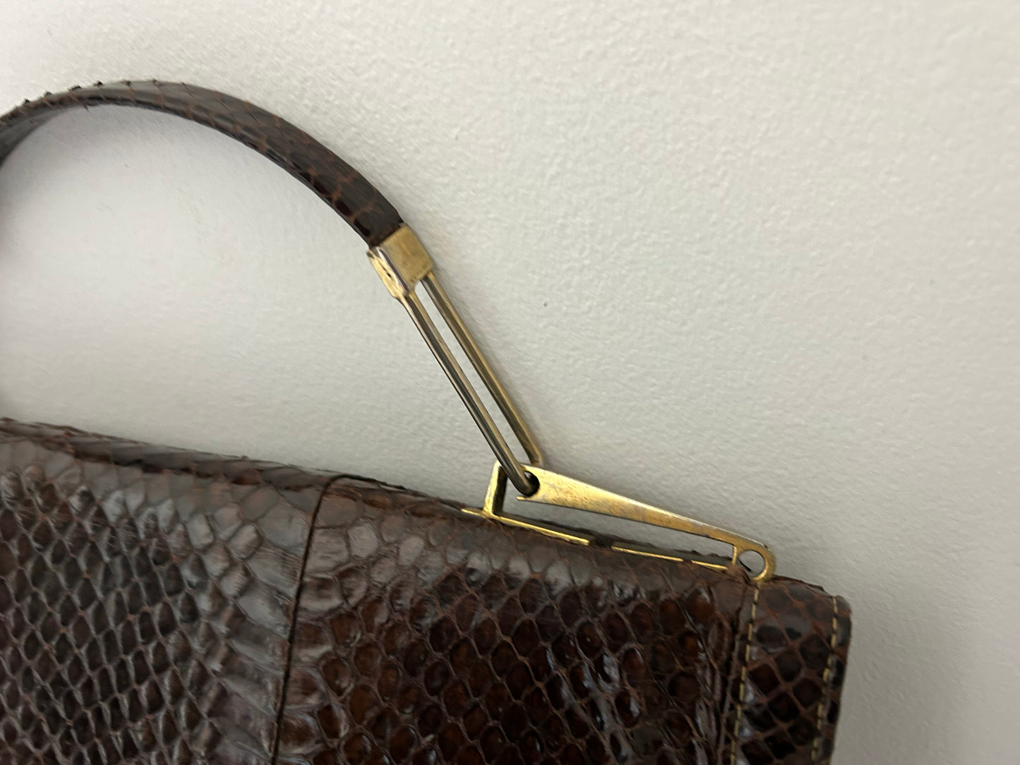 Vintage 1970s Italian Brown Reptile Leather Handbag With Removable Shoulder Strap