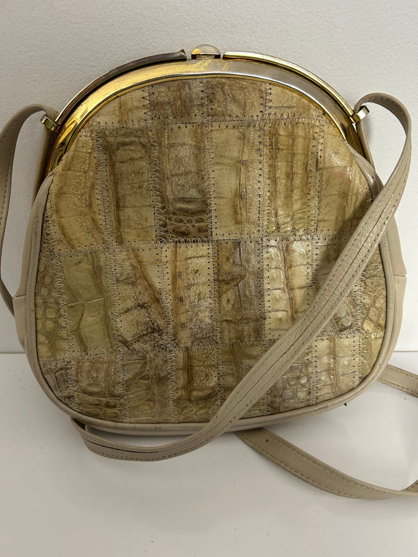 Vintage Late 1970s IRV Crocodile Beige Cream Patchwork Shoulder Or Crossbody Handbag