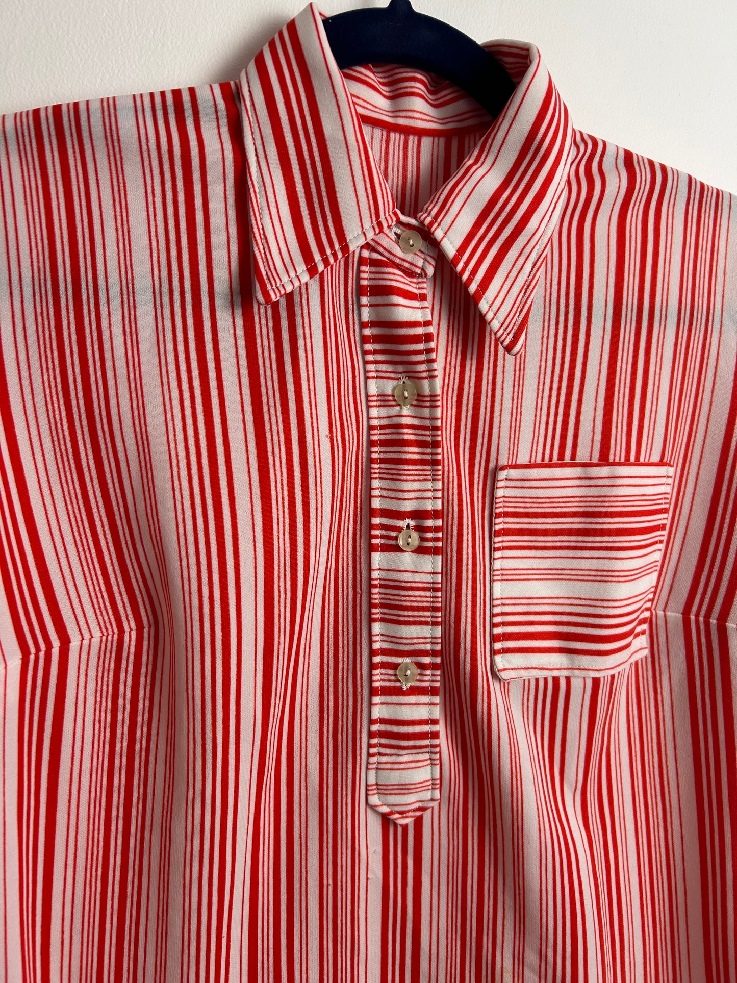 Vintage 1970s Size 14 Red & White Stripe Print Short Sleeve Pocket Detail Shirt