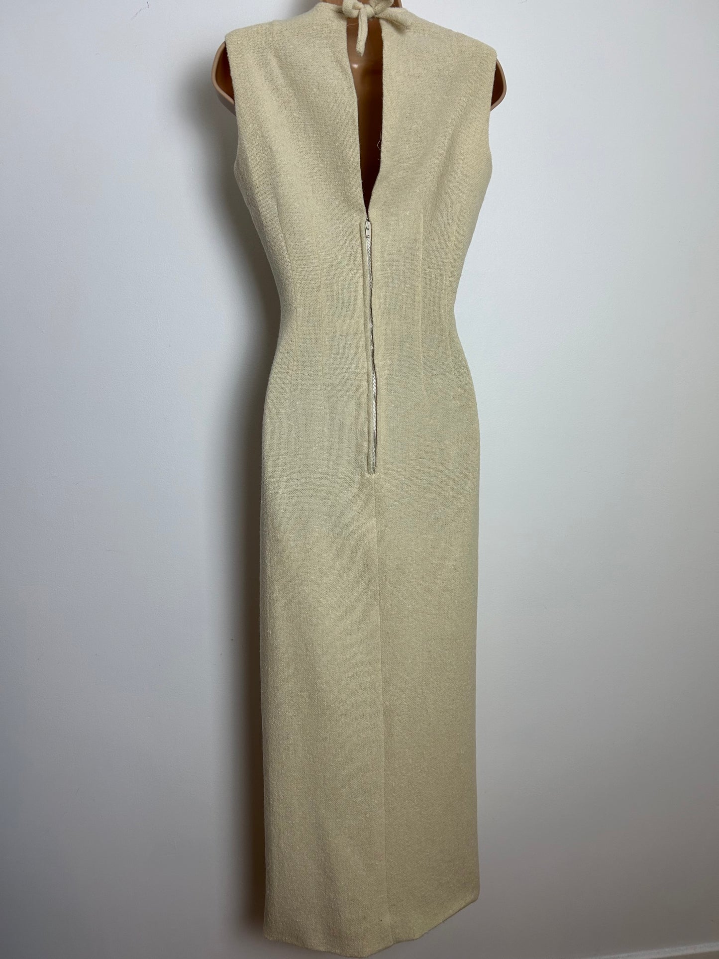 Vintage 1960s Size 8 Cream Wool Sleeveless Column Style Split Front Maxi Dress