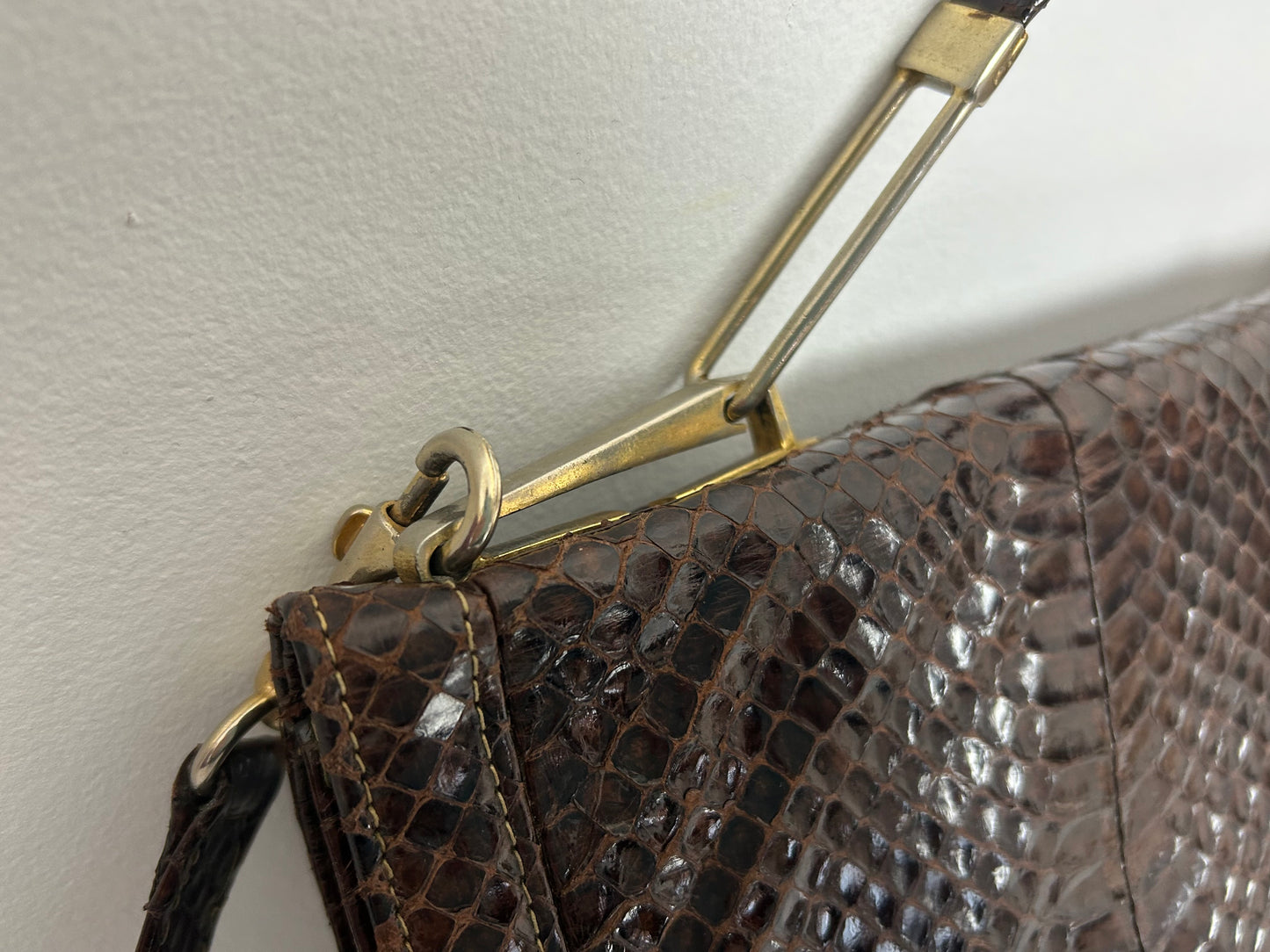 Vintage 1970s Italian Brown Reptile Leather Handbag With Removable Shoulder Strap
