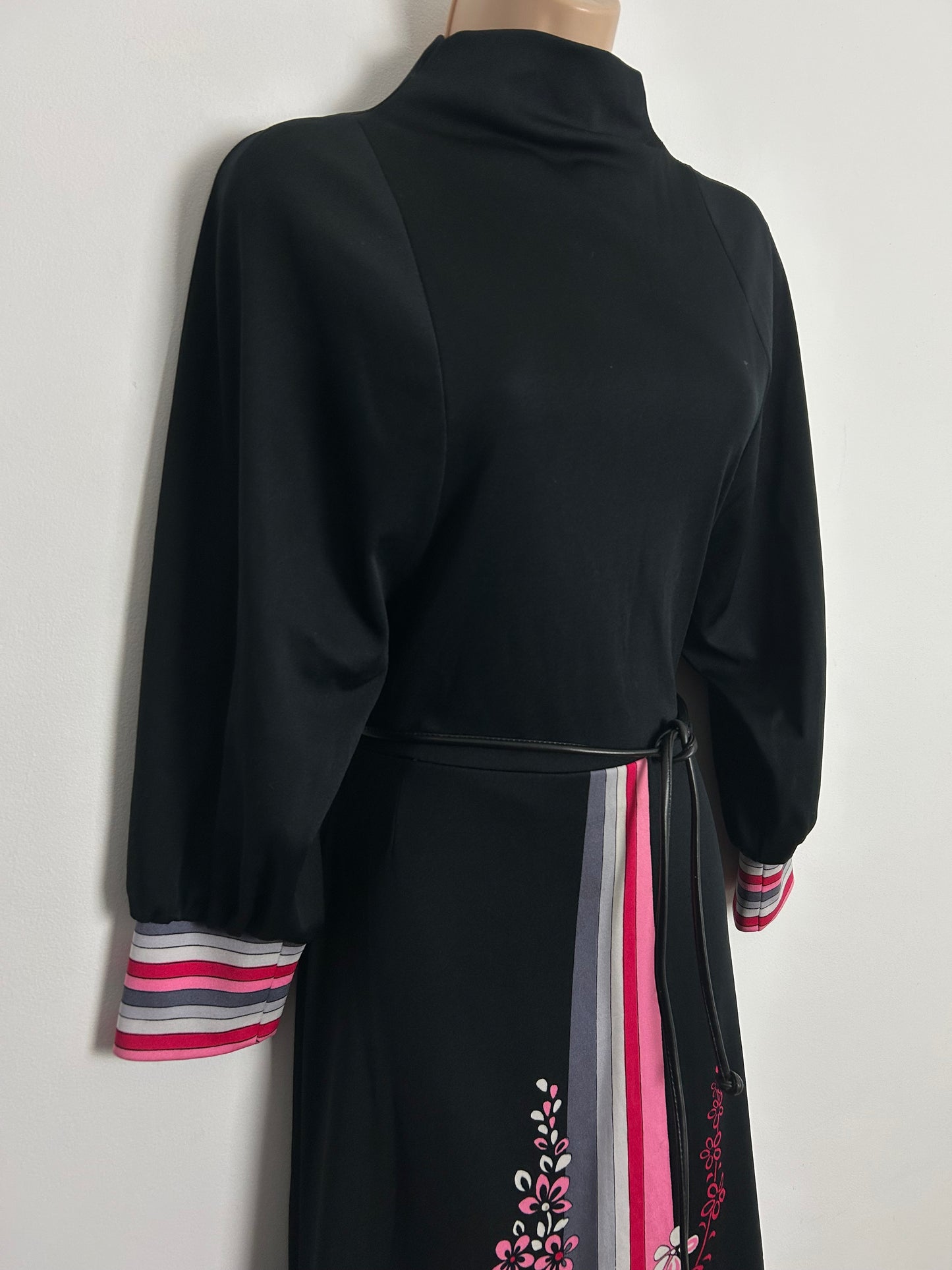 Vintage 1970s ALCRON UK Size 6-8 Black Pink Grey & White Floral & Stripe Print Maxi Dress