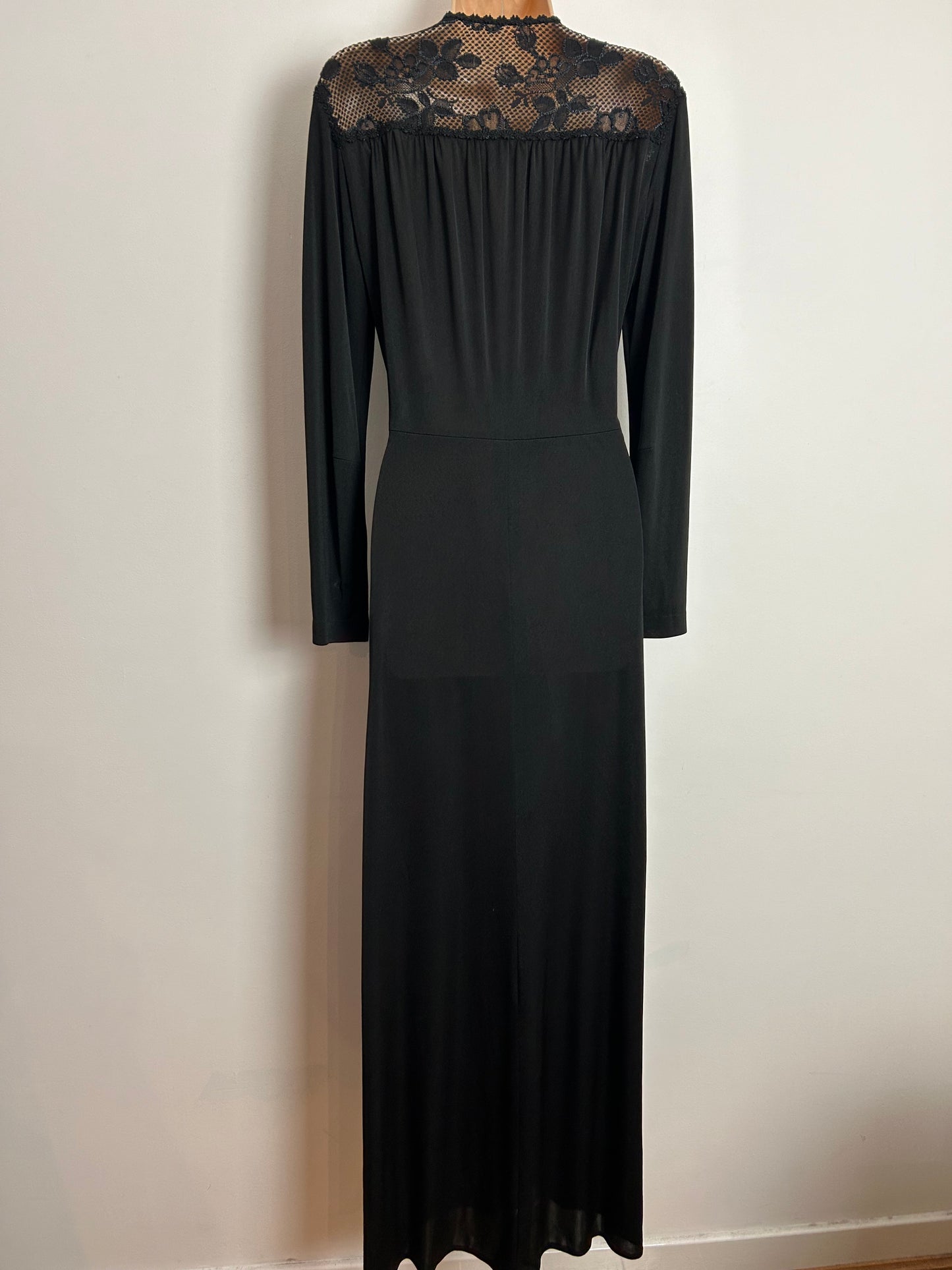 Vintage 1970s CREATION HOFFMAN UK Size 12-14 Black Floral Lace Panel Plunge Neck Long Sleeve Pleated Evening Maxi Dress