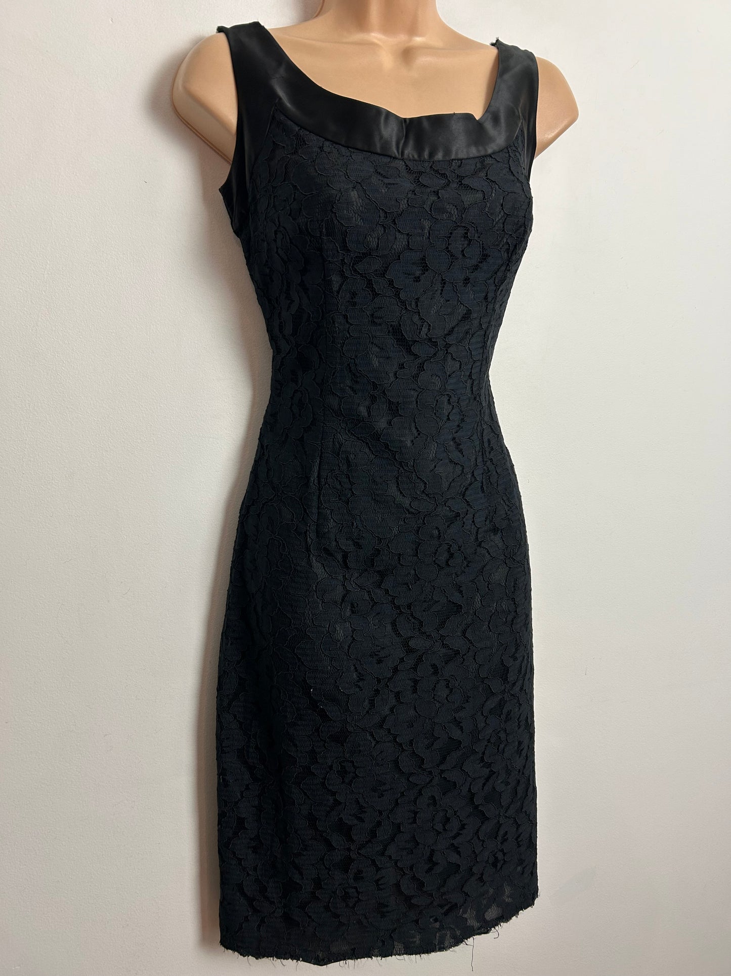 Vintage 1960s UK Size 6-8 Black Lace & Satin Trim Fitted Wiggle Little Black Dress