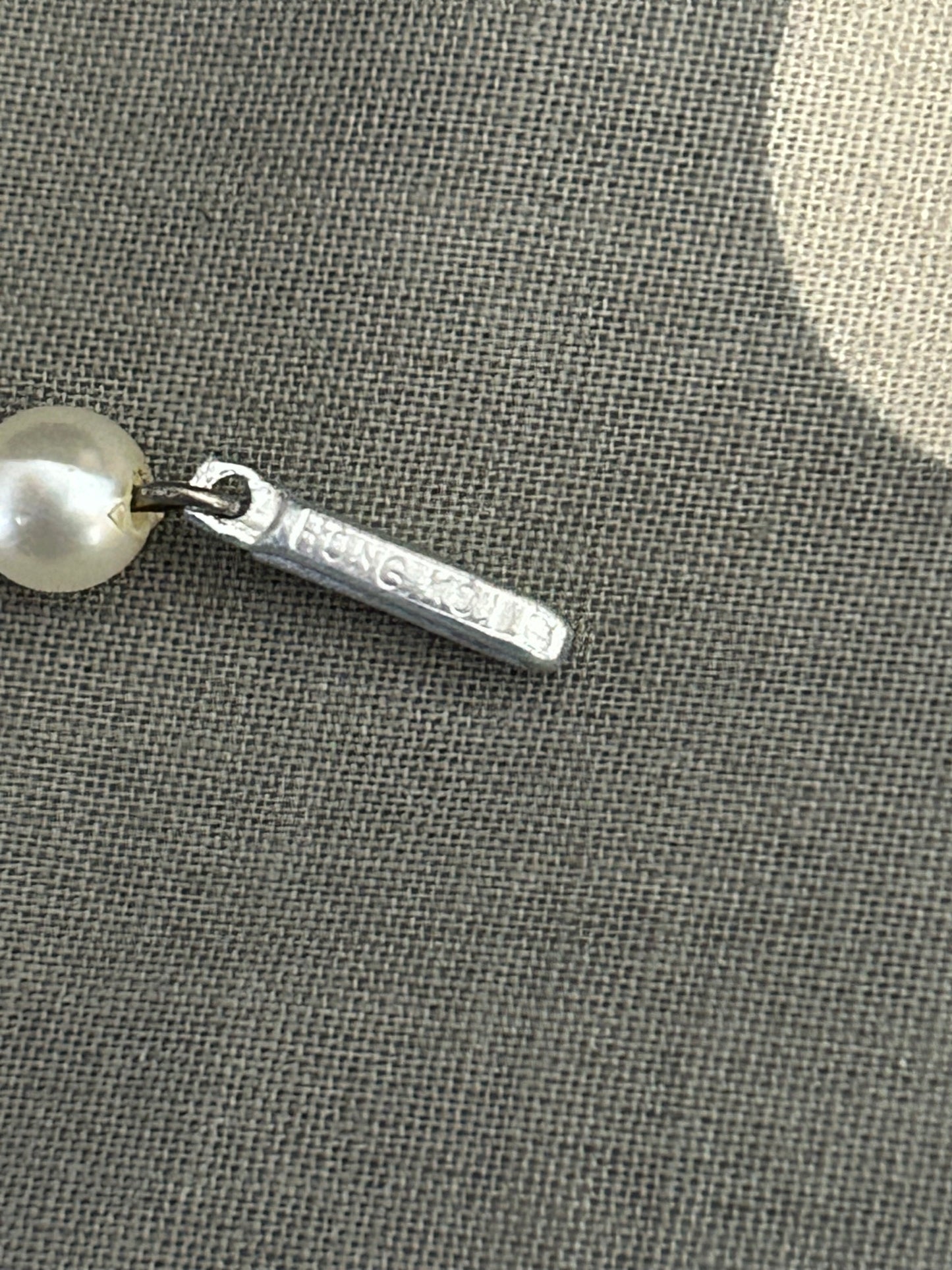 Vintage 1960s RARE HONG KONG Faux Pearl Bow Tie Choker Necklace