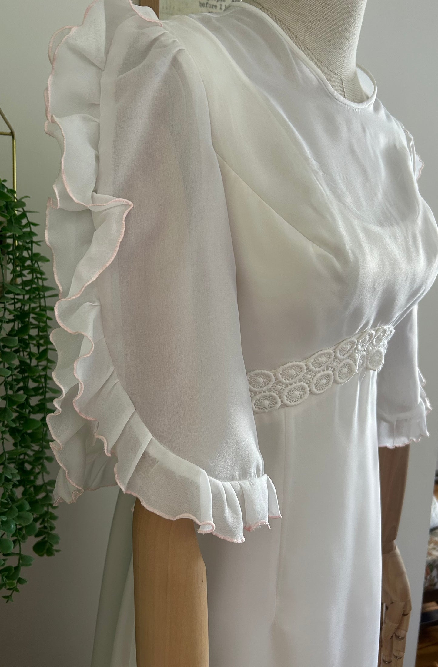 Vintage 1970s Size 6 White Ruffle Trim Mid Sleeve Boho Wedding Dress With Small Train