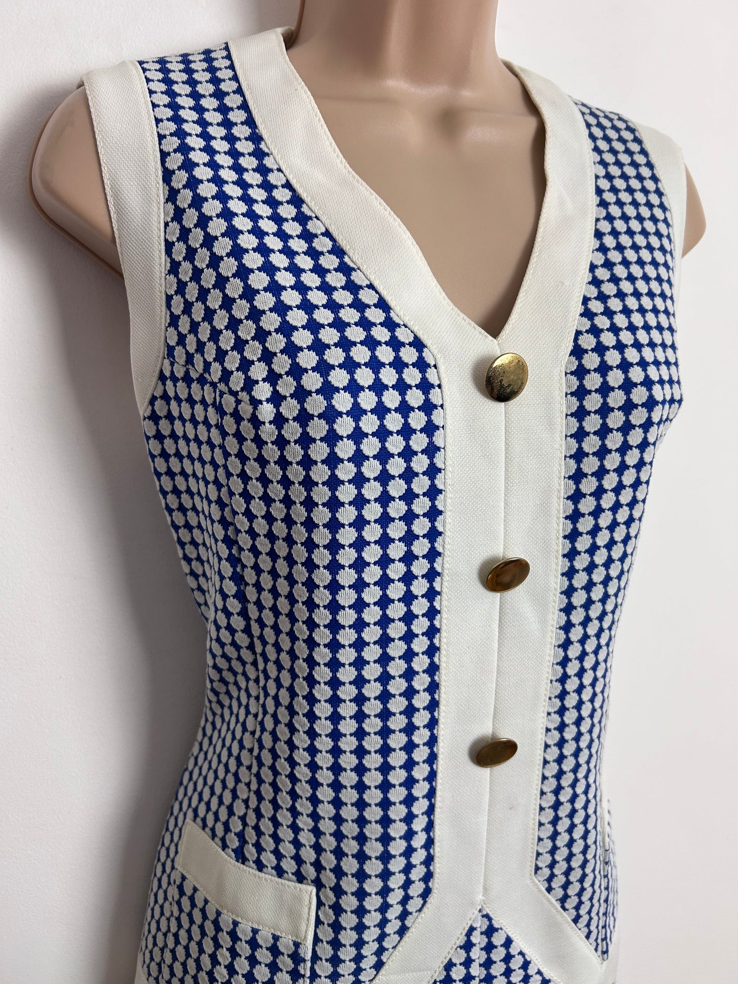 Vintage 1960s UK Size 10 LUCIE LINDEN Blue & White Abstract Pattern Sleeveless Mod Shift Dress