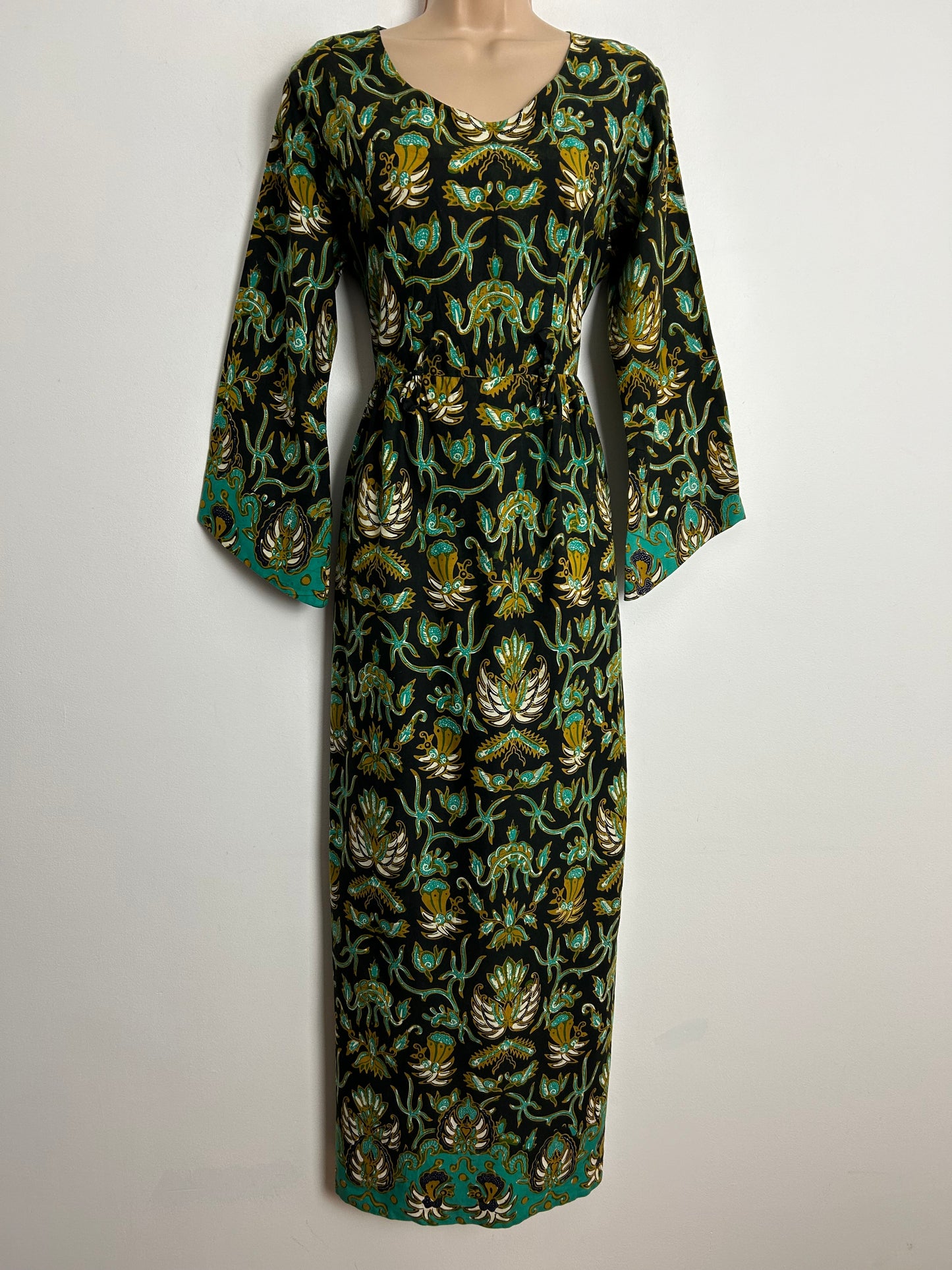 Vintage 1970s UK Size 12 Black Turquoise Green & Tan Brown African Wax Print Cotton Maxi Dress