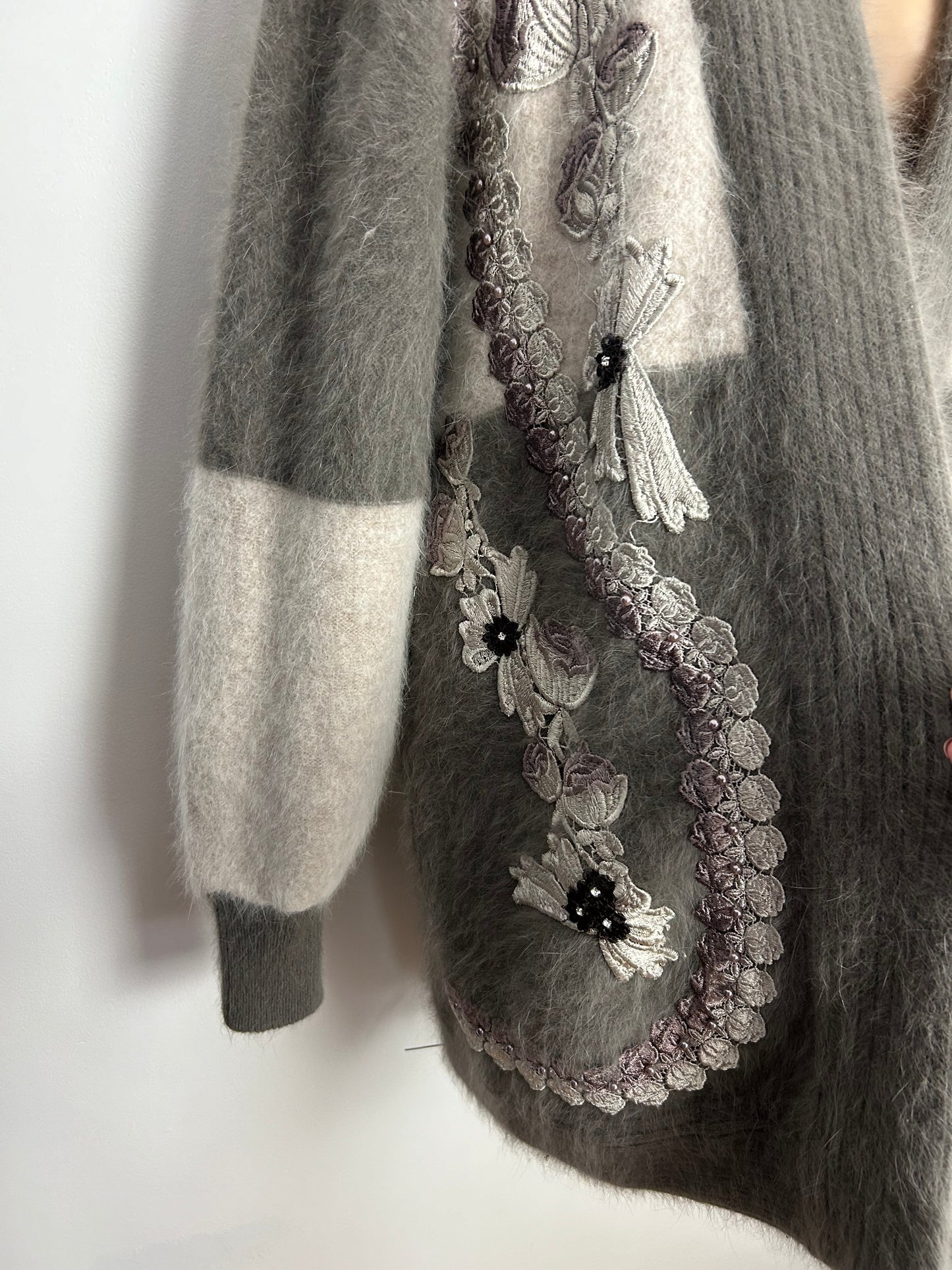 Vintage 1980s One Size Slouchy 80% Angora Grey Tones Applique Embellished Long Line Open Fronted Cardigan/Coatigan