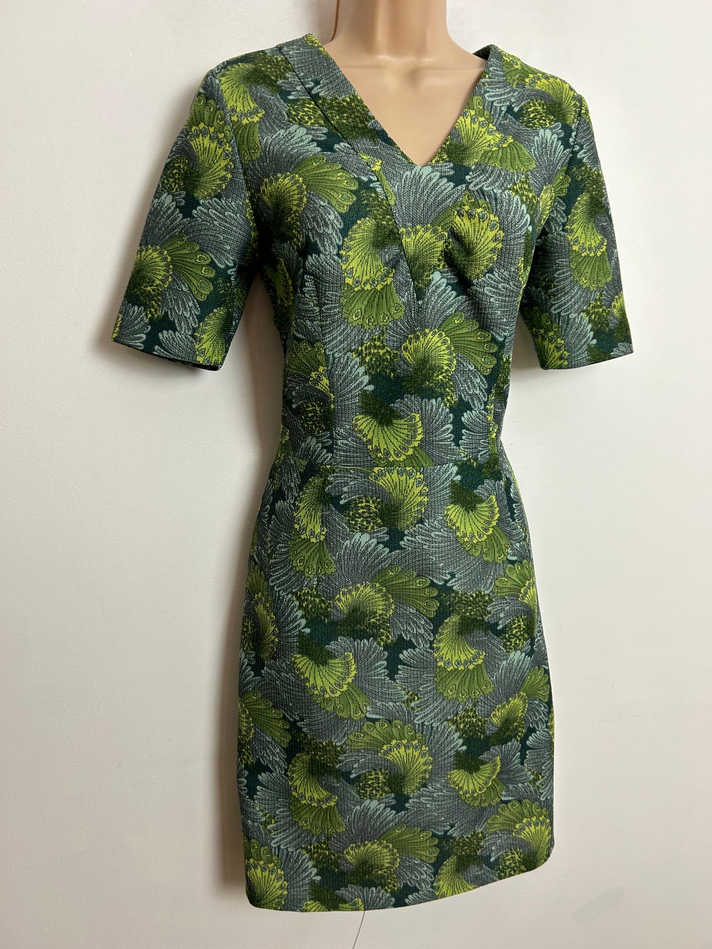 Vintage 1960s UK Size 8 Green Tones Floral Print Short Sleeve Mod Dress