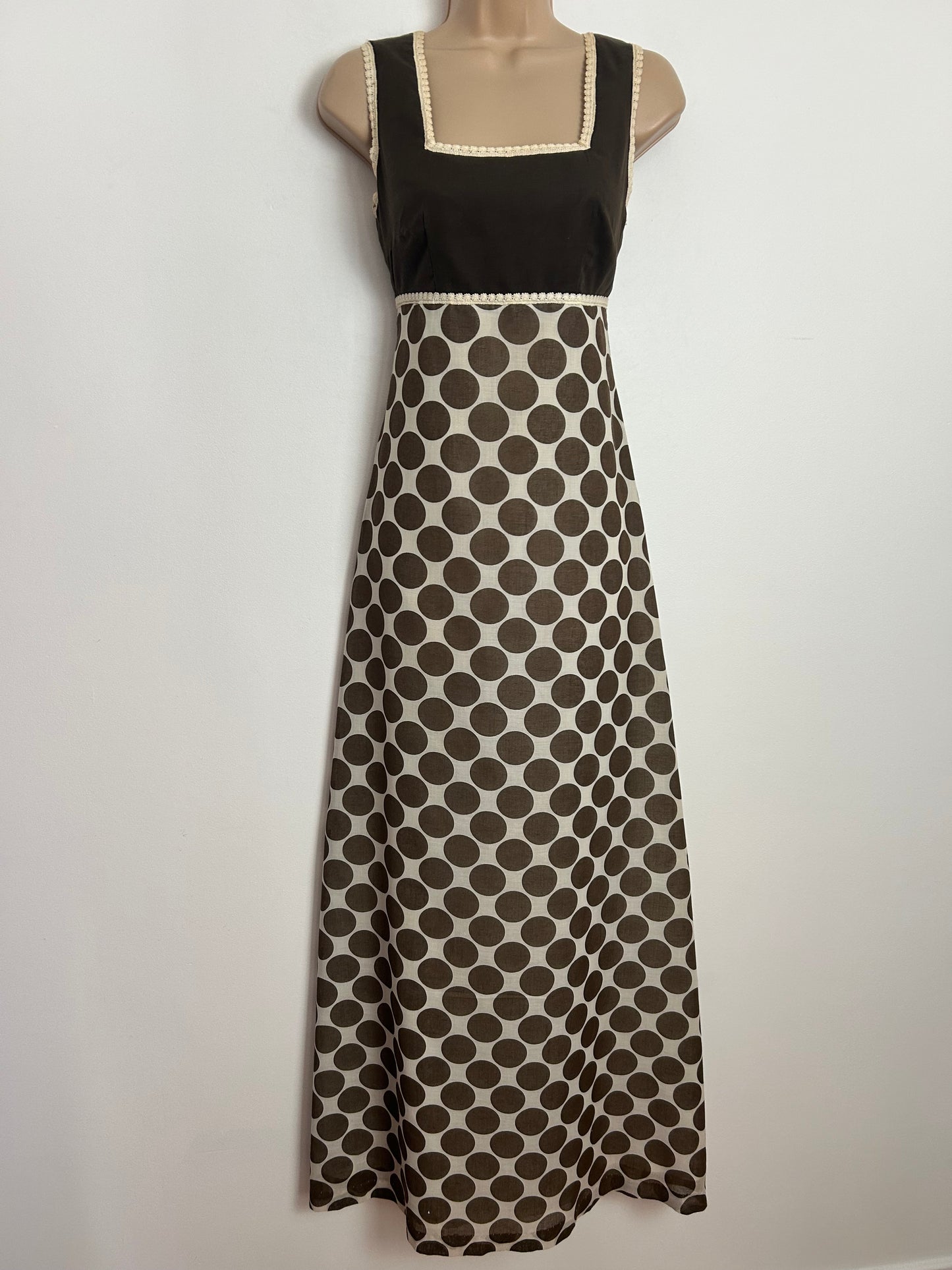 Vintage 1970s MARION DONALDSON Size 6 Brown & Off White Spot Print Lace Trim Maxi Dress