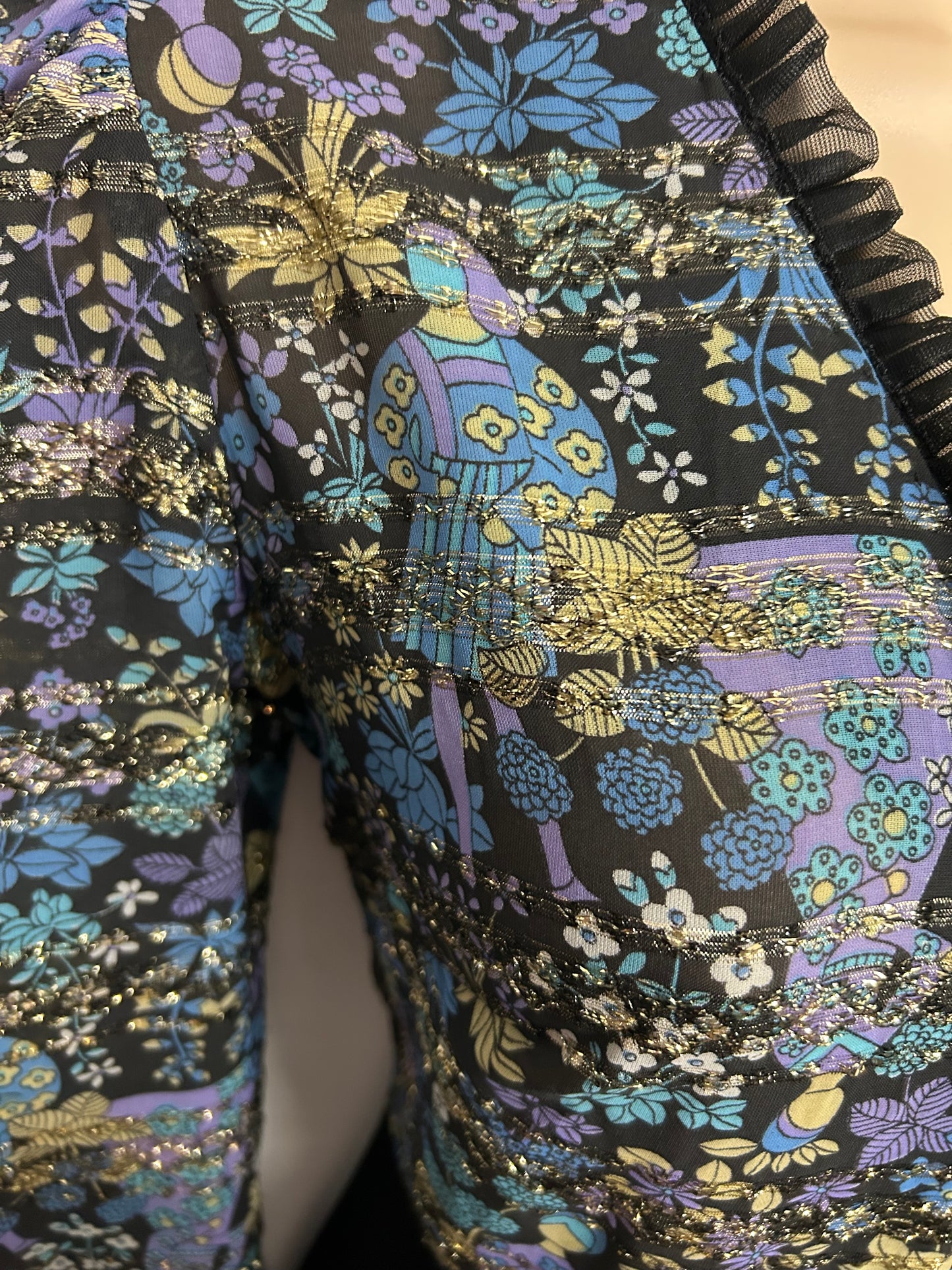 Vintage 1970s DL BARRON UK Size 8 Black Blue Purple & Gold Lurex Courtier Novelty Print Evening Maxi Dress