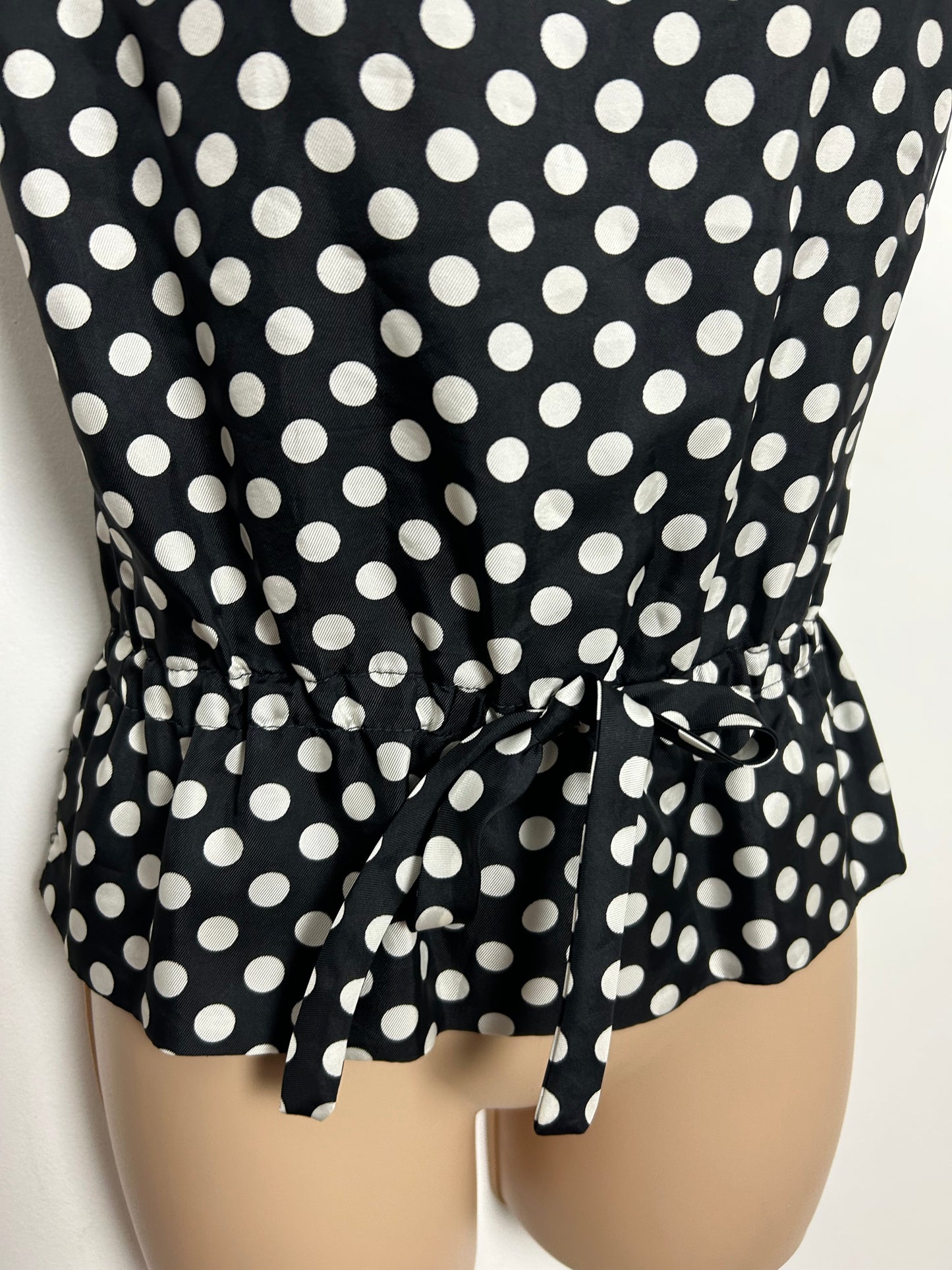 Vintage Late 1960s Size 12-14 Black & White Polka Dot Print Sleeveless Tie Detail Top