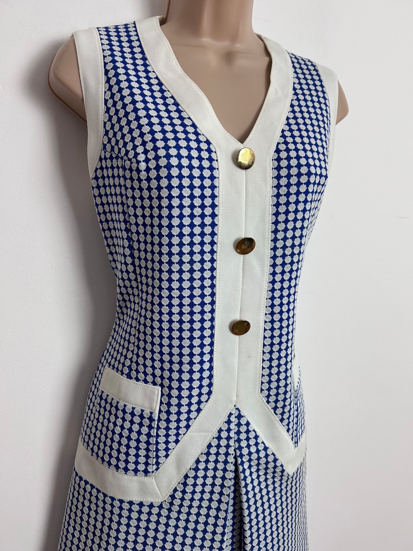 Vintage 1960s UK Size 10 LUCIE LINDEN Blue & White Abstract Pattern Sleeveless Mod Shift Dress